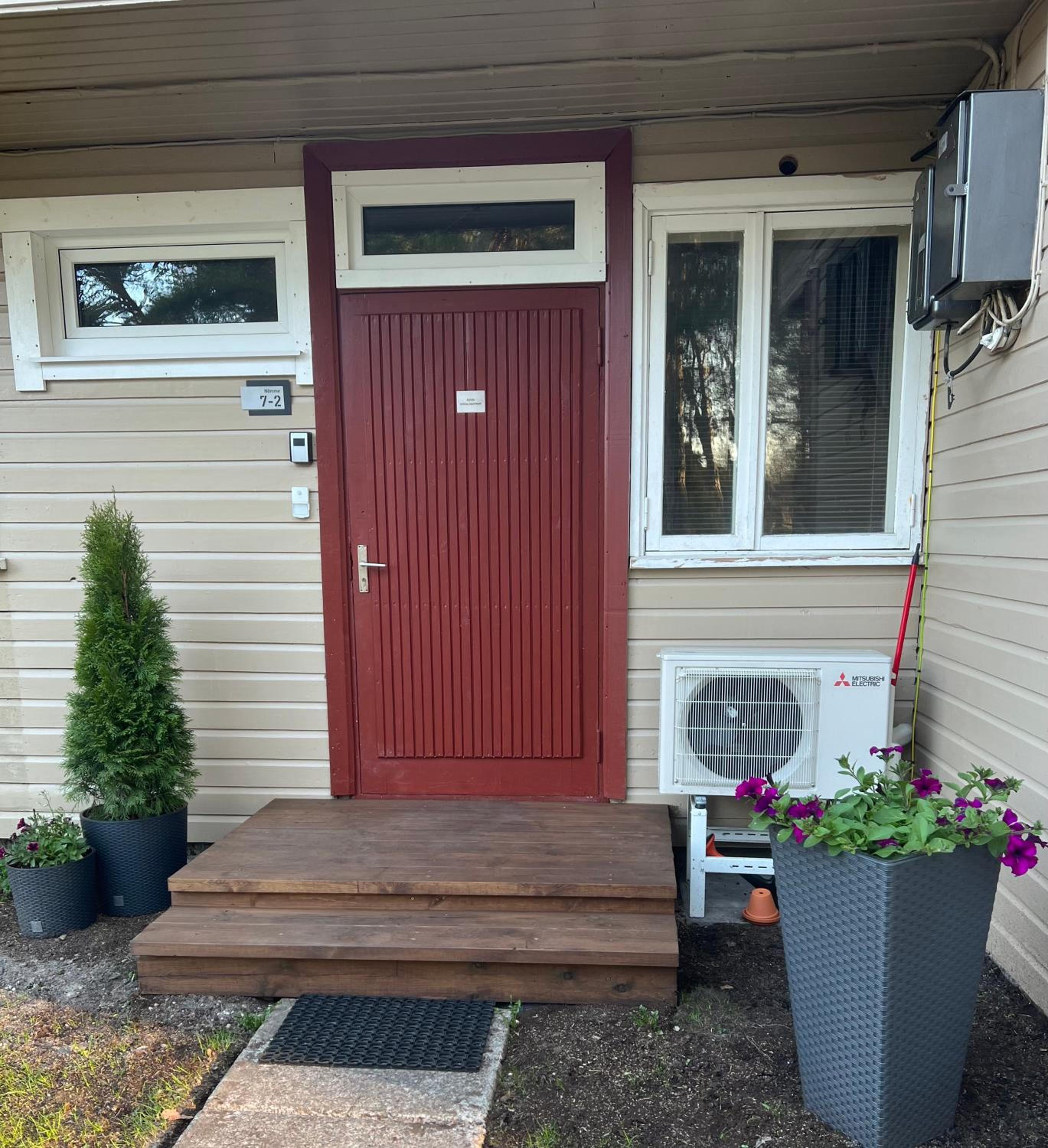 Kärdla Holiday Apartment with Sauna and Terrace