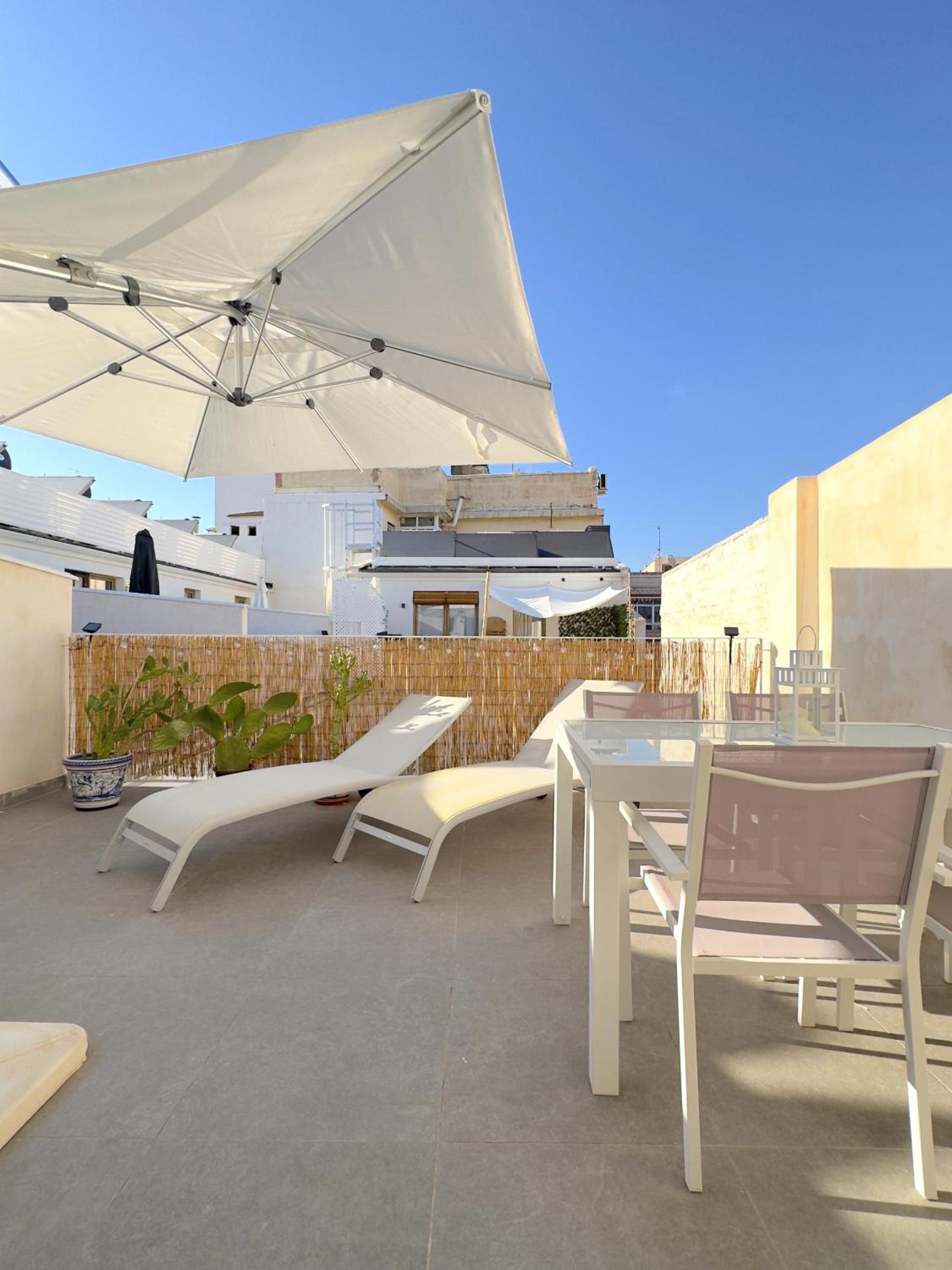 JUAN DE AUSTRIA Duplex Penthouse 4PAX