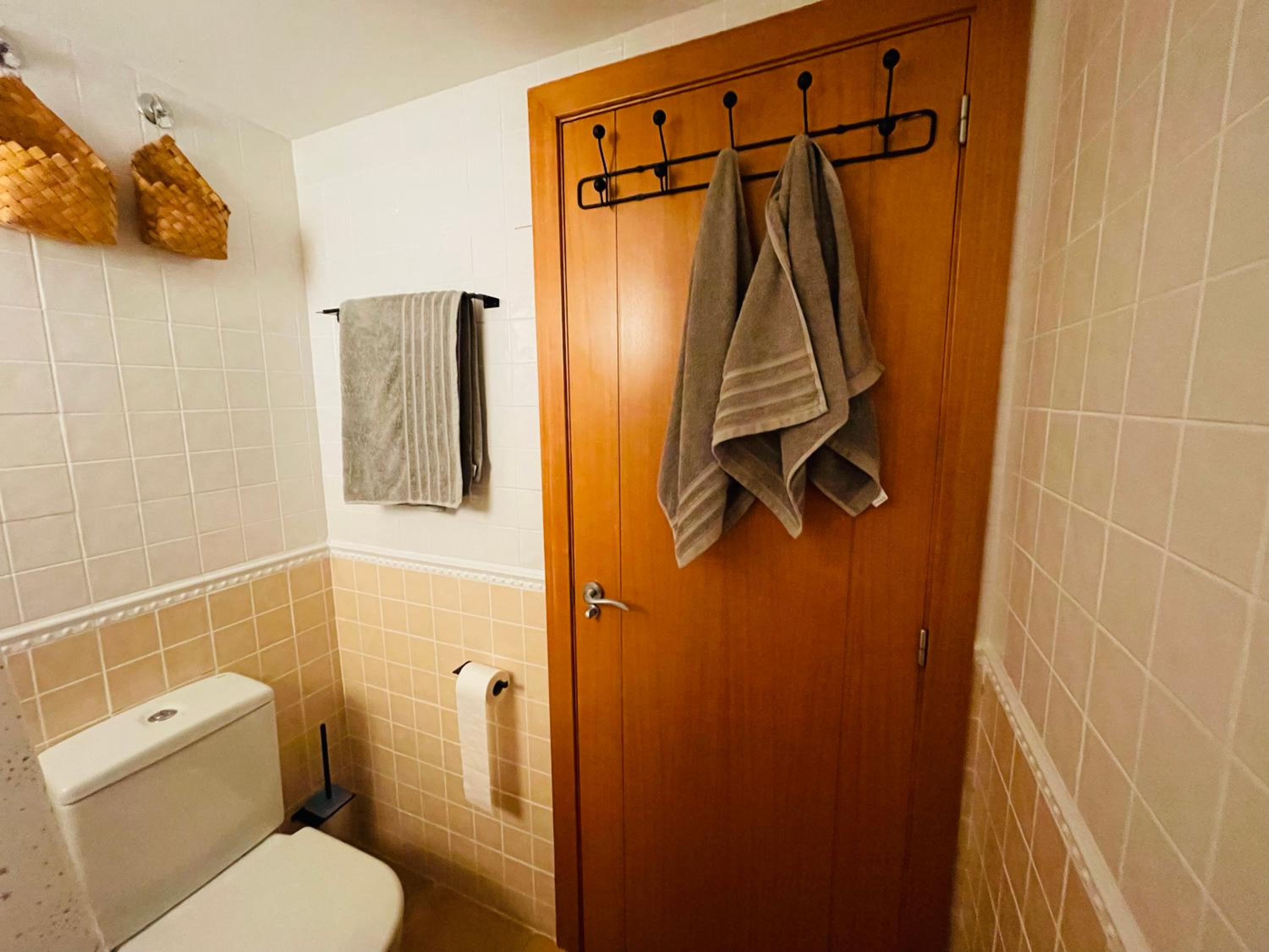 Schöne Unterkunft mit Pool und Terrasse.