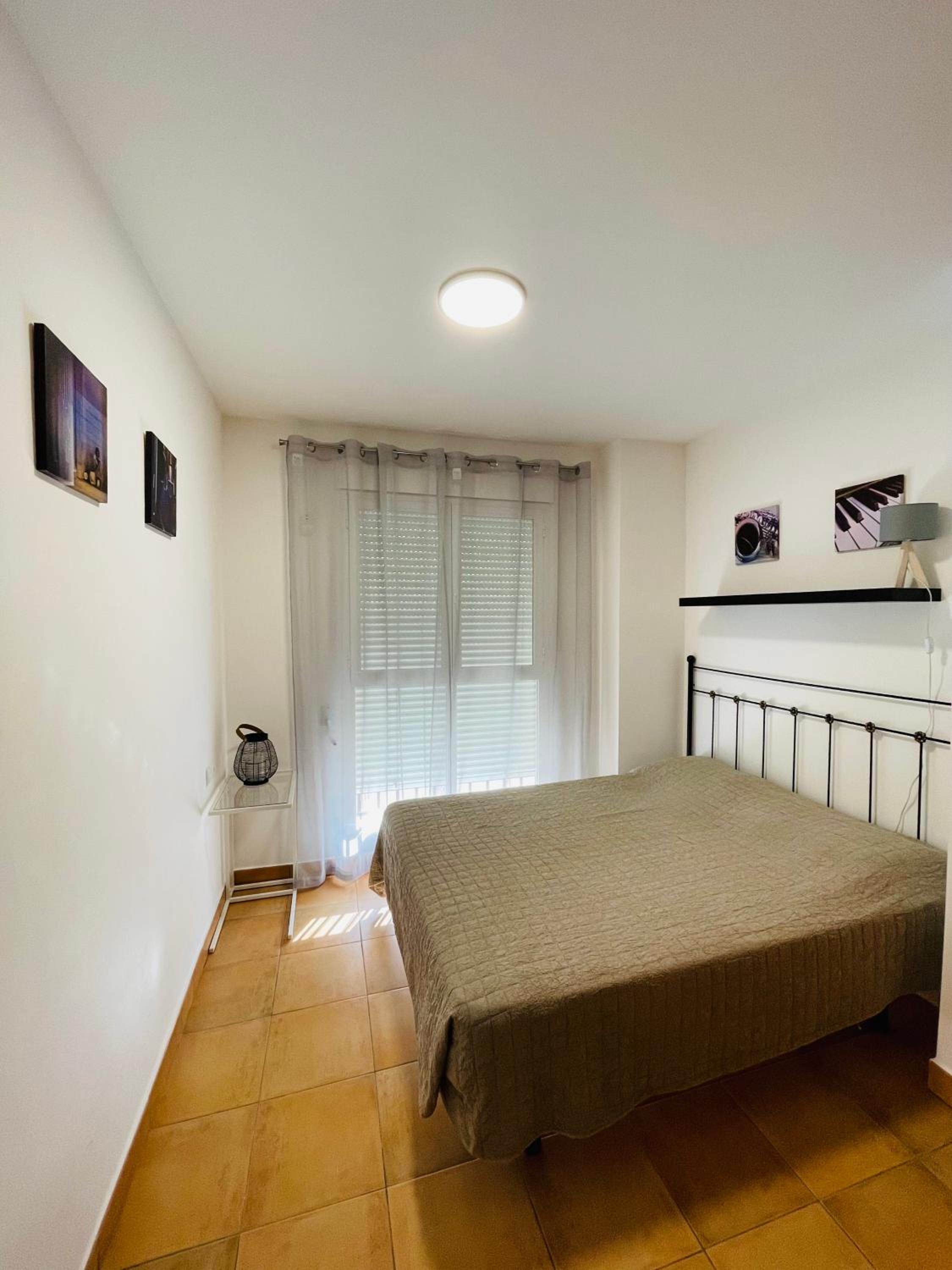 Schöne Unterkunft mit Pool und Terrasse.