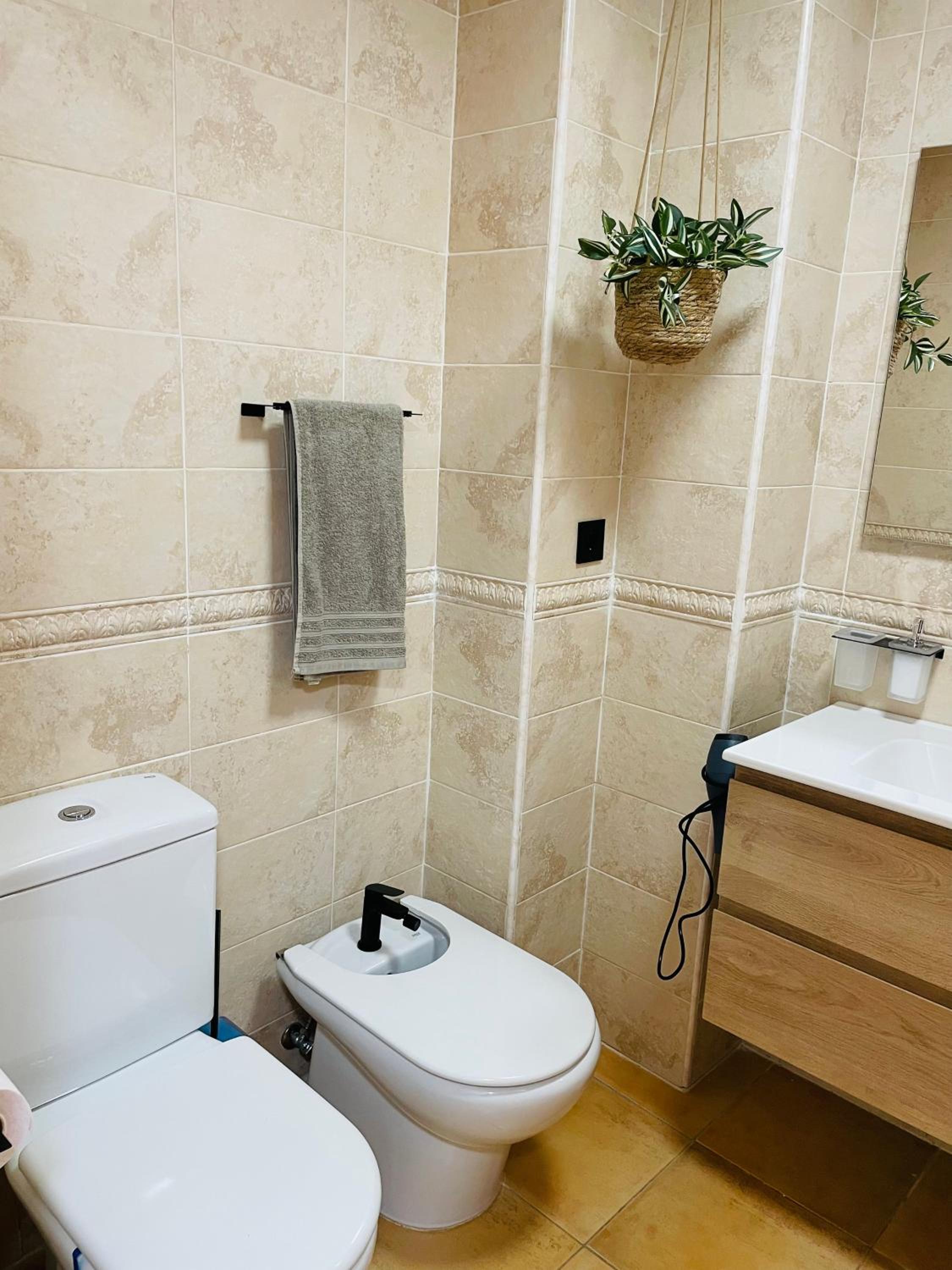 Schöne Unterkunft mit Pool und Terrasse.