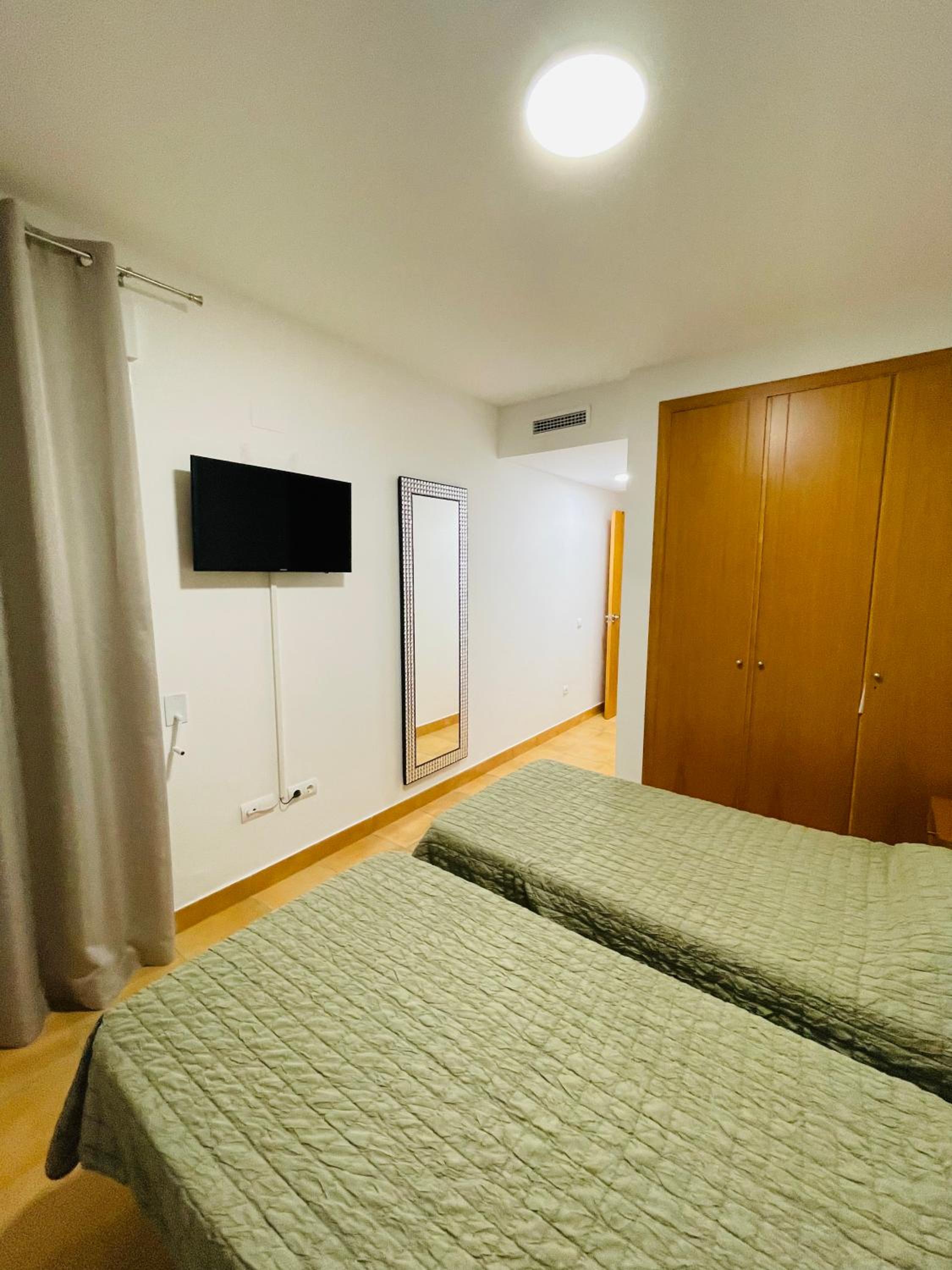 Schöne Unterkunft mit Pool und Terrasse.