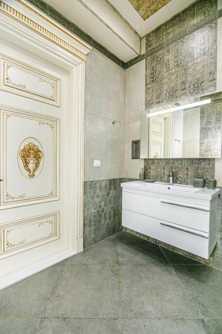 Baku Apartment M4