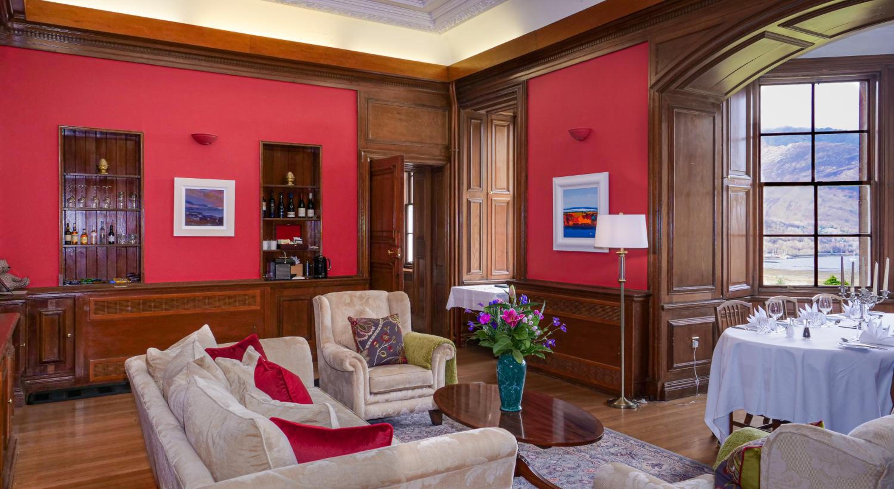 Glencoe House 84