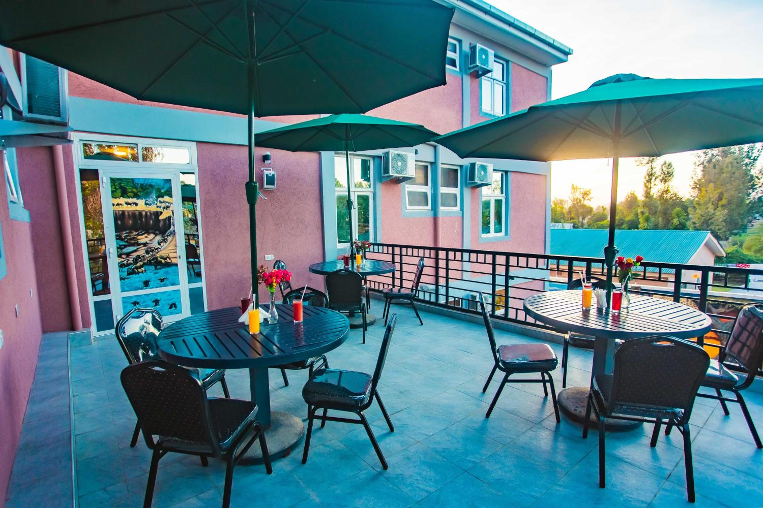 The Okaseni Lodge