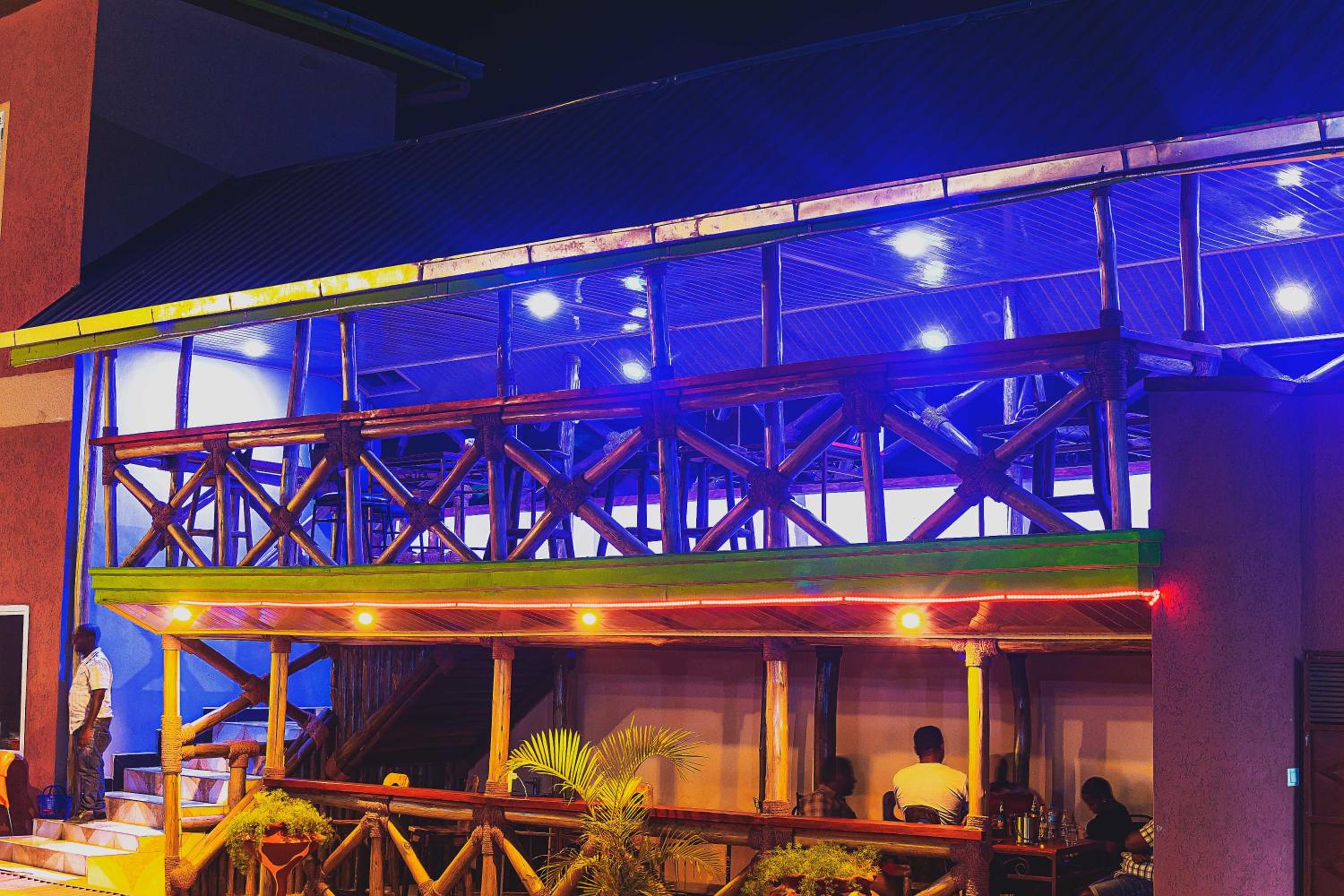 The Okaseni Lodge