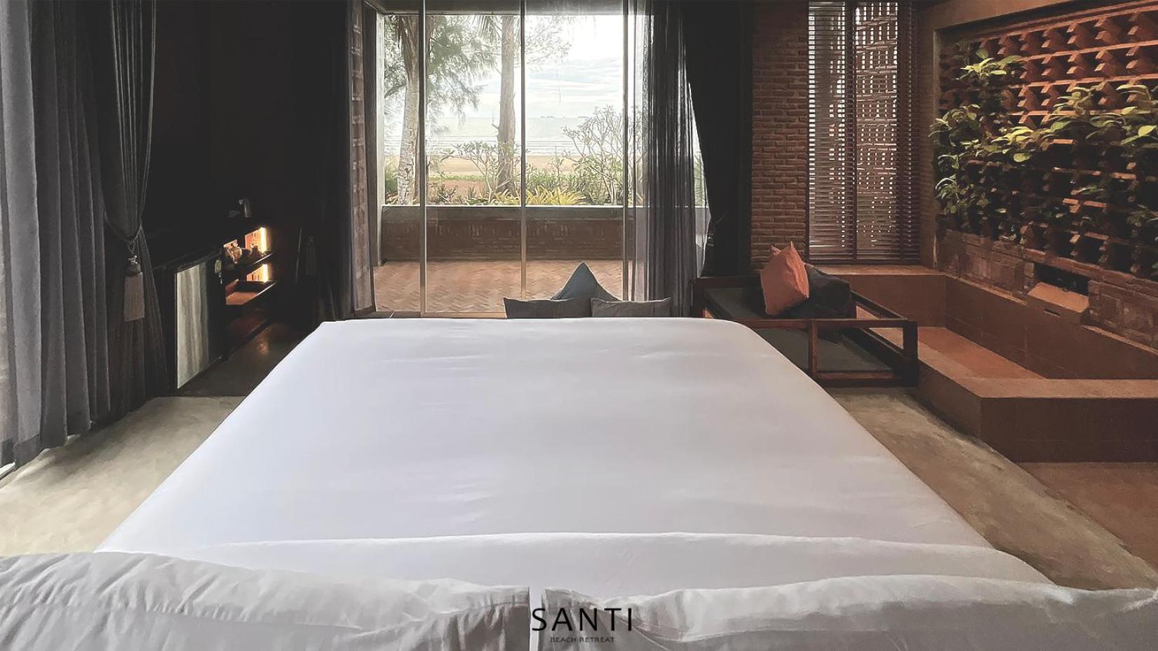 SANTI beach retreat