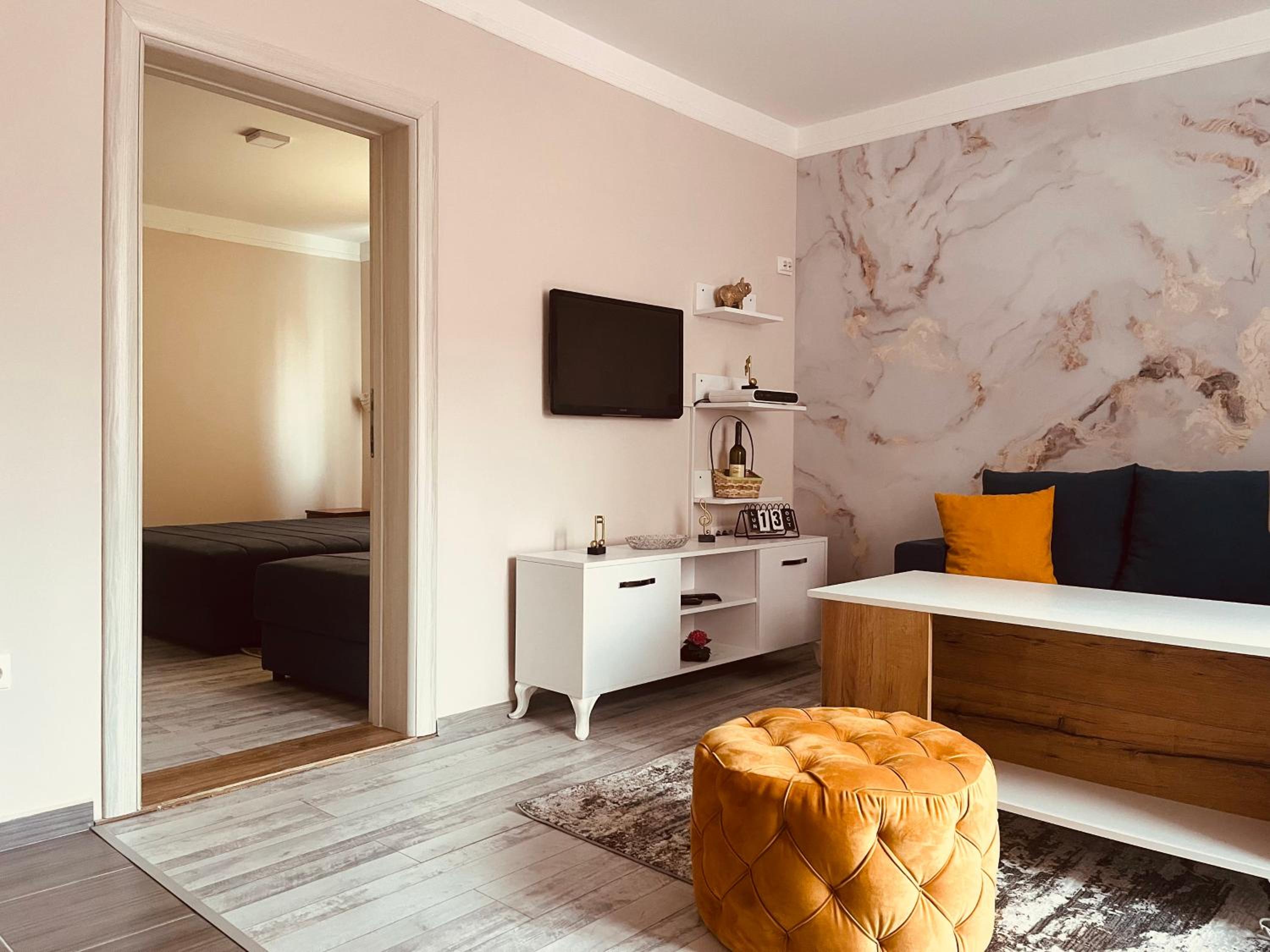 SNAM Rooms&Apartment