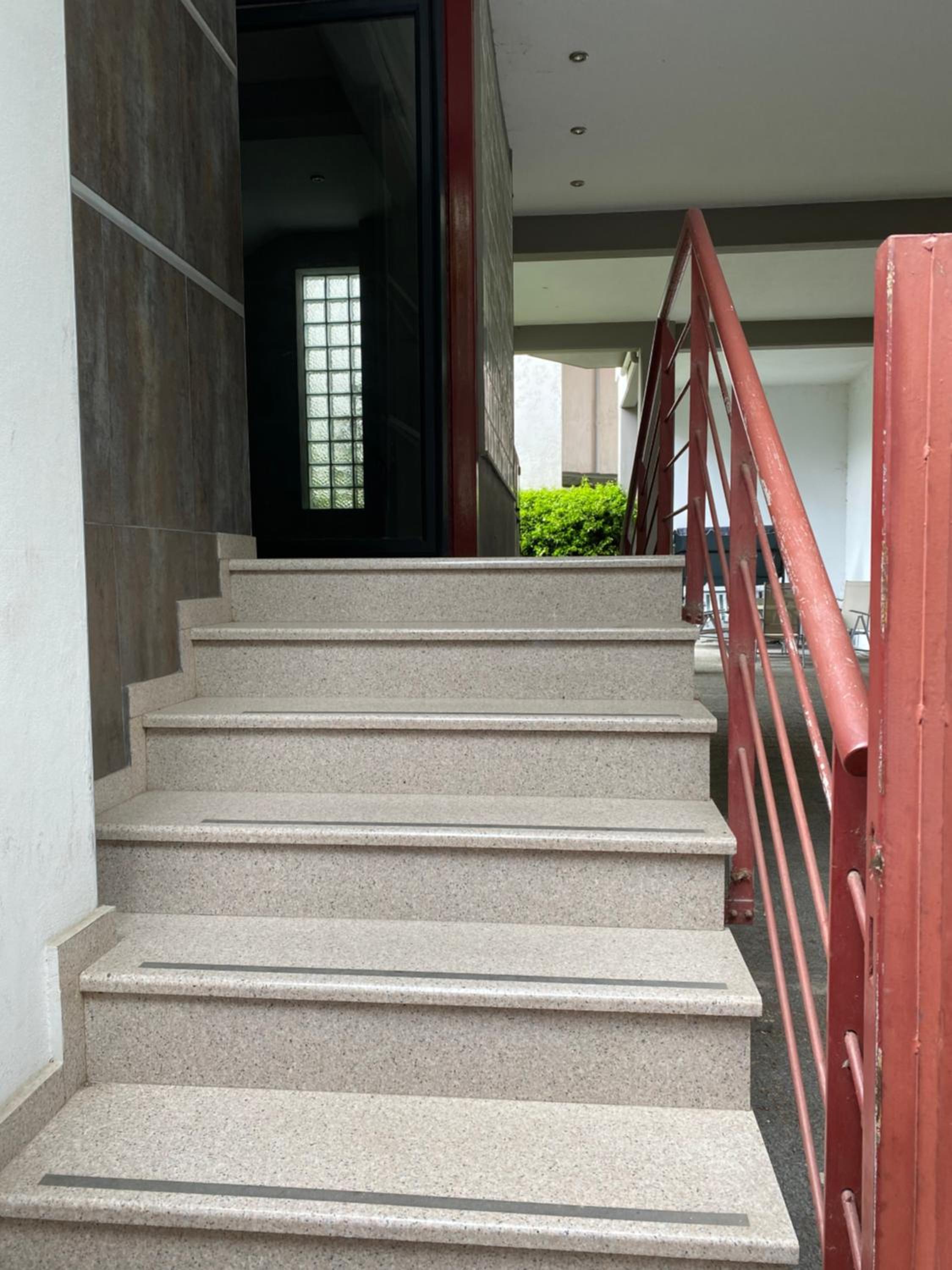 Luxury Apartment in the center view 3