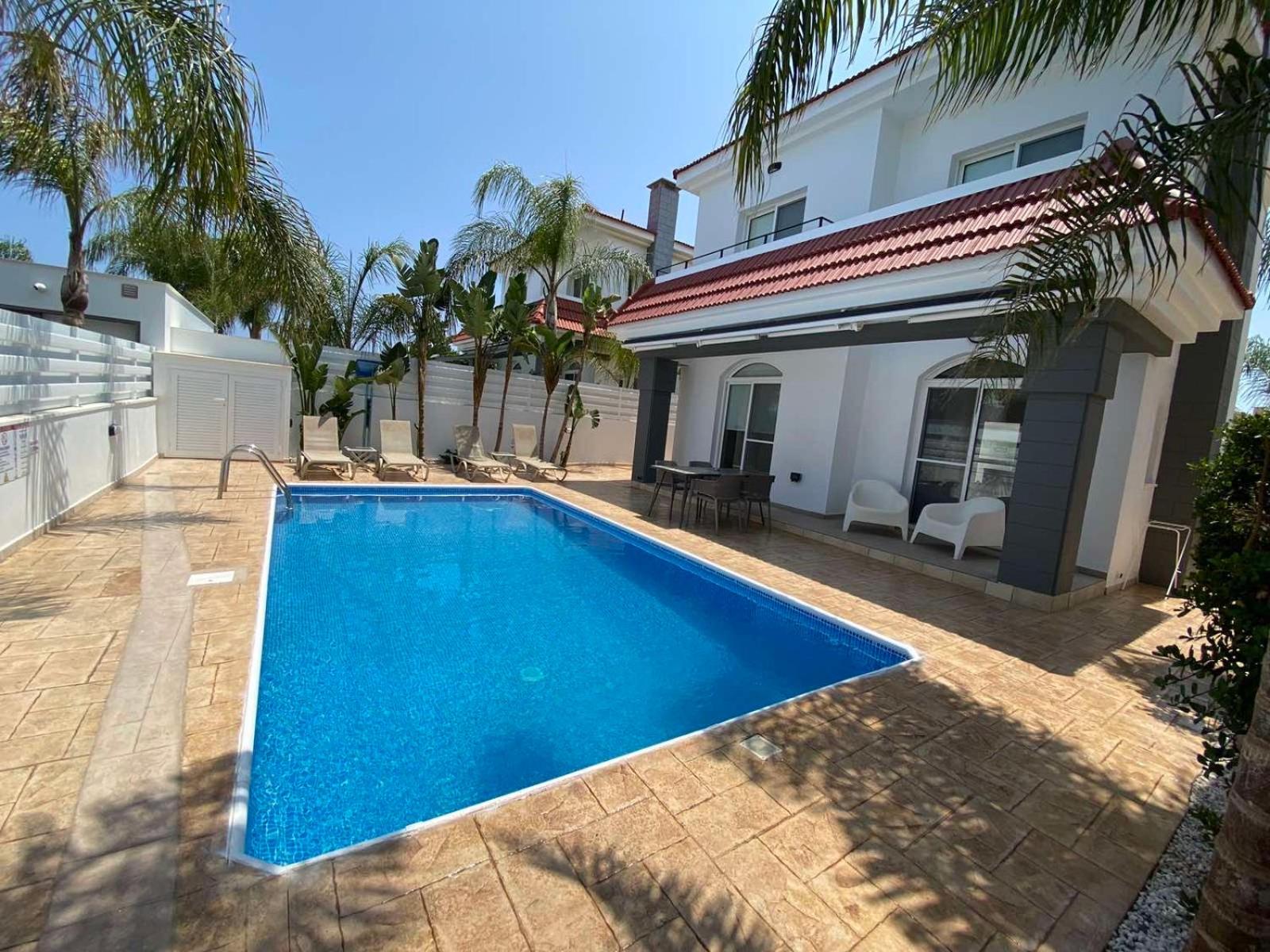 Villa Diana - 200 meters from Kapparis, Fireman's Beach