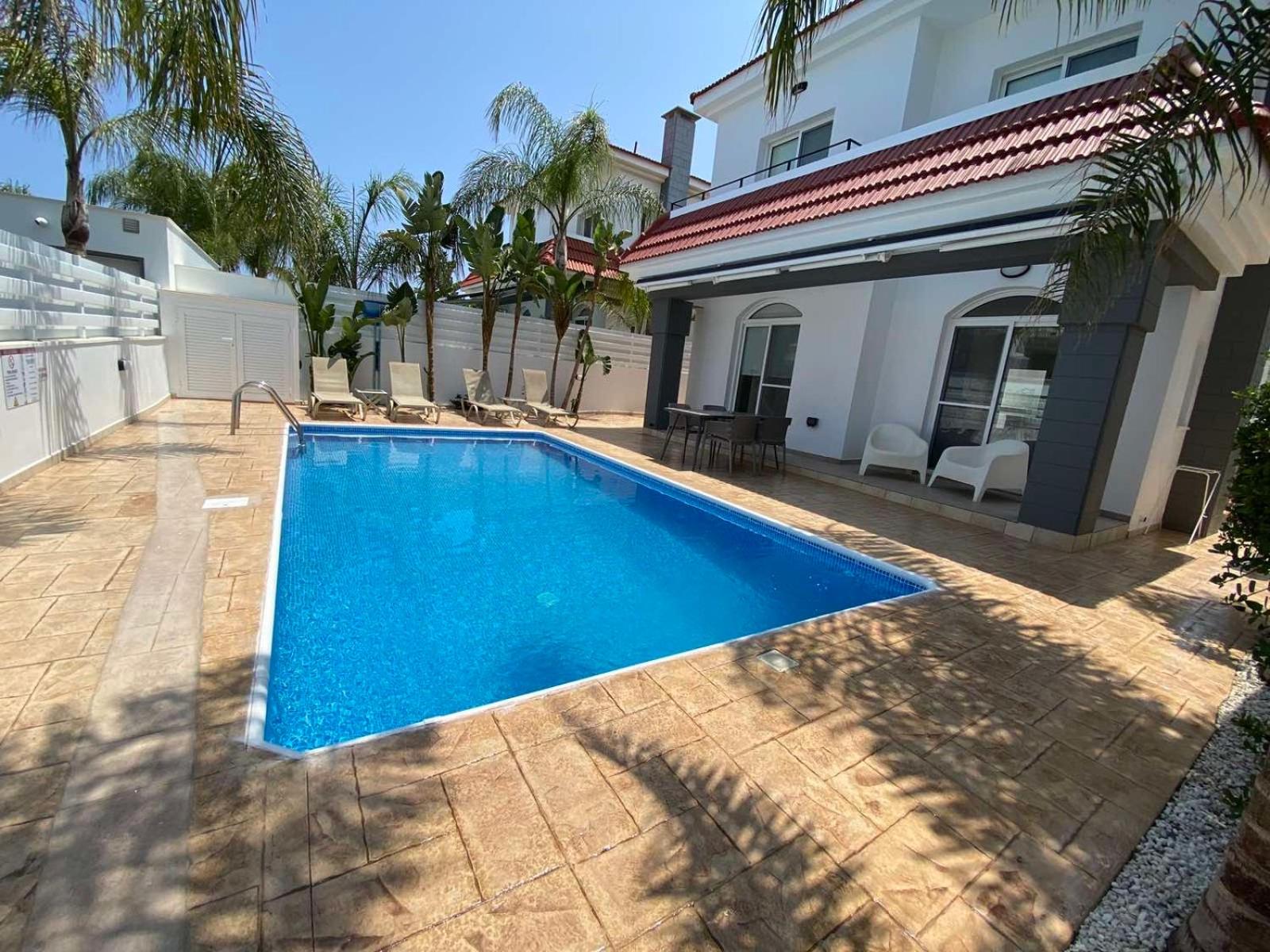 Villa Diana - 200 meters from Kapparis, Fireman's Beach