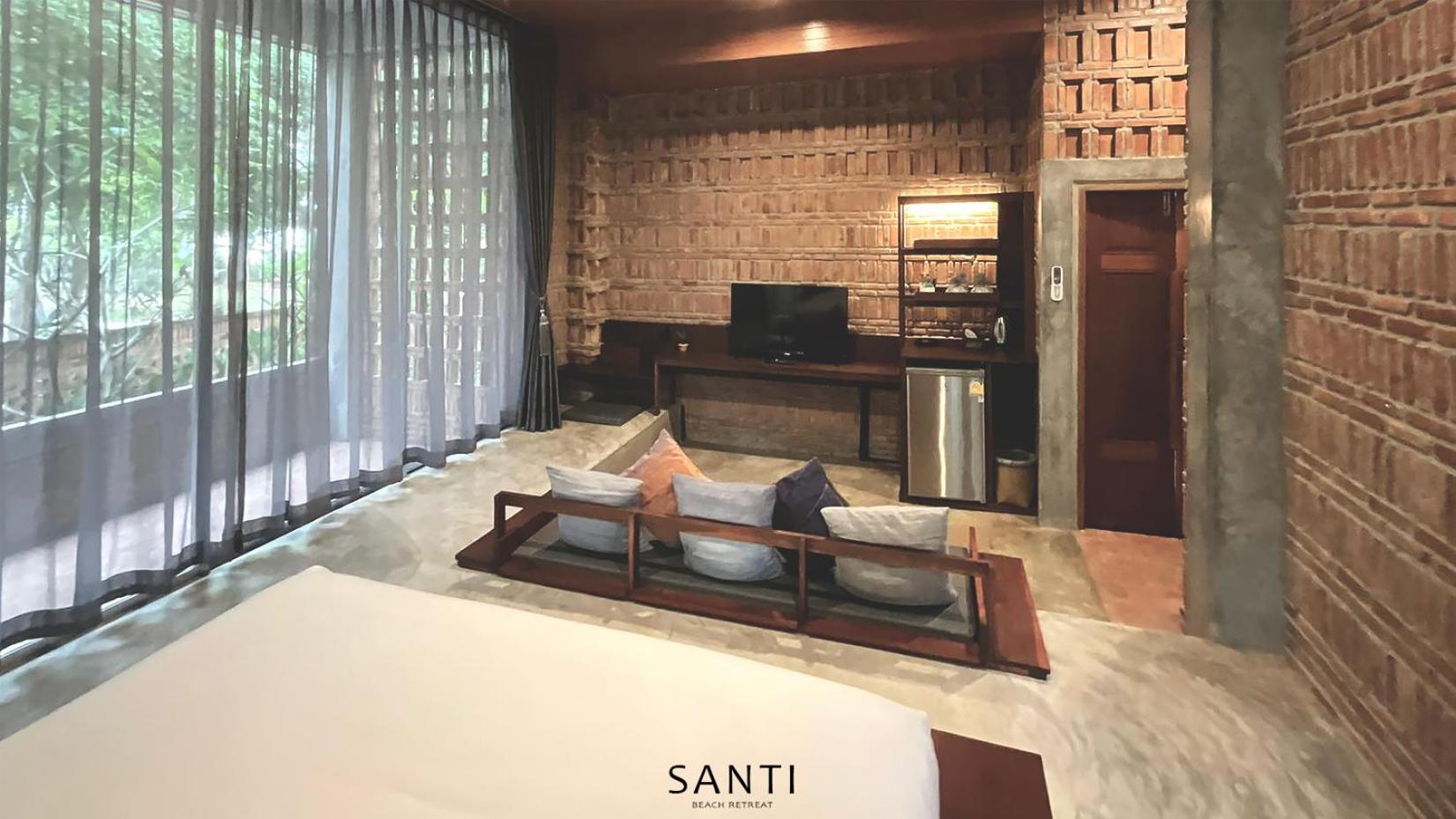 SANTI beach retreat