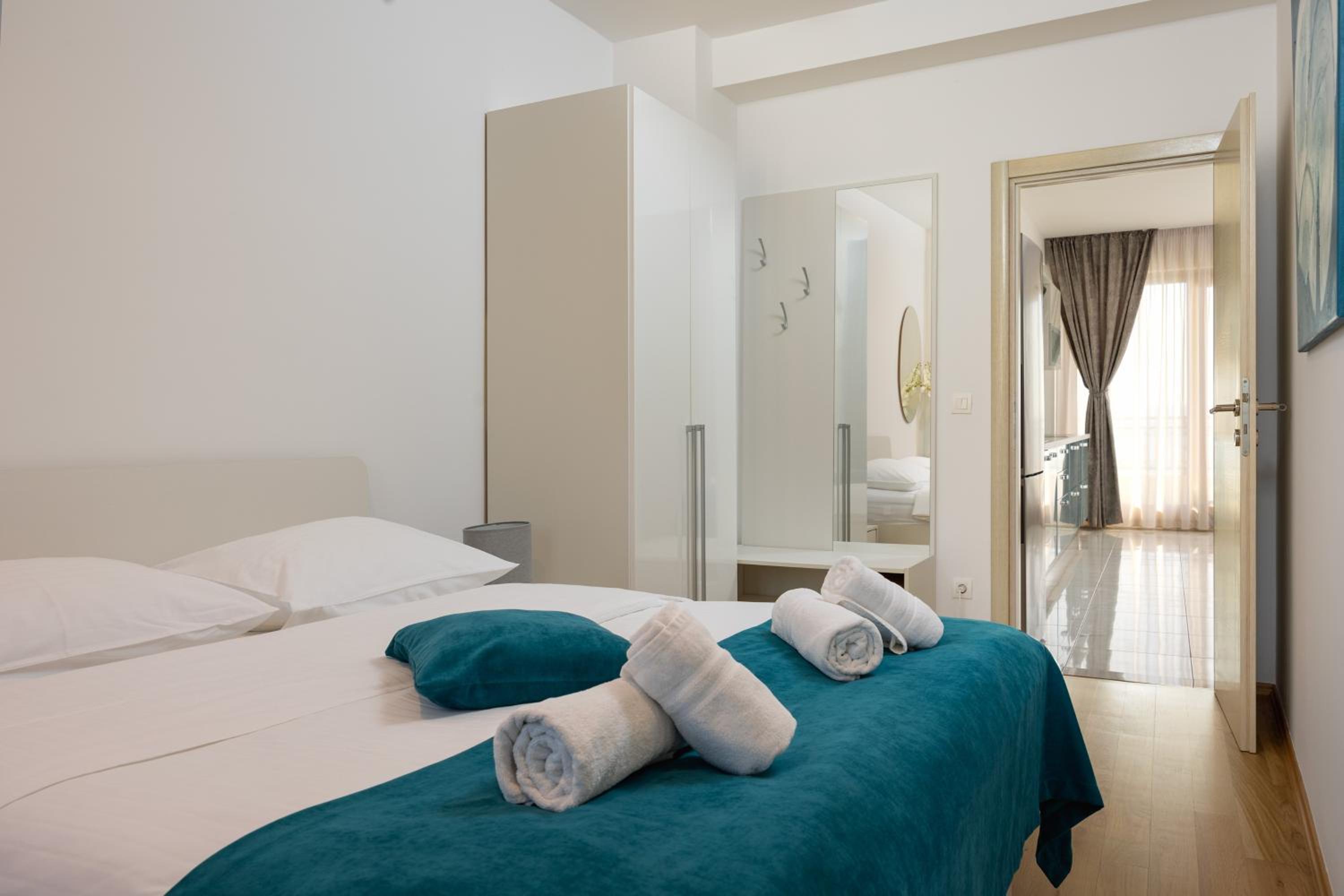 Apartments Lea