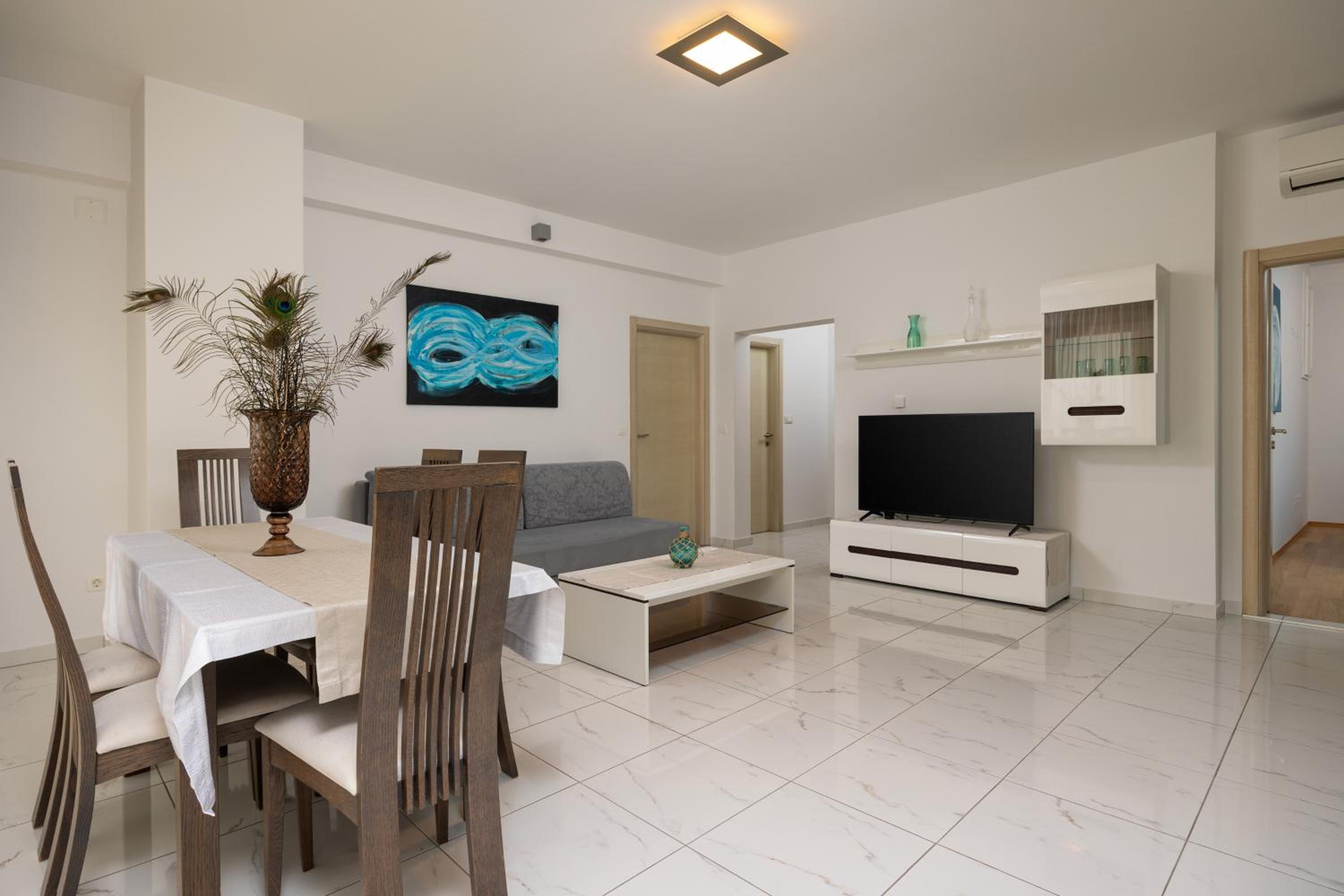 Apartments Lea