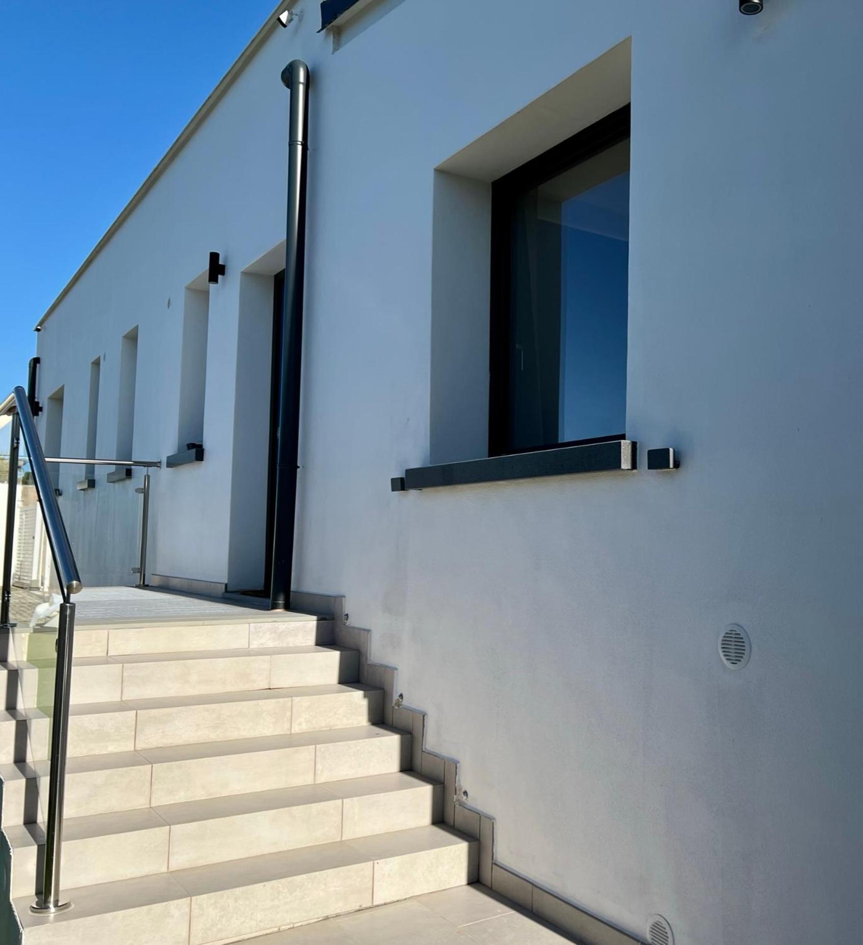 Rosalia Homestay - Ponente Apartment