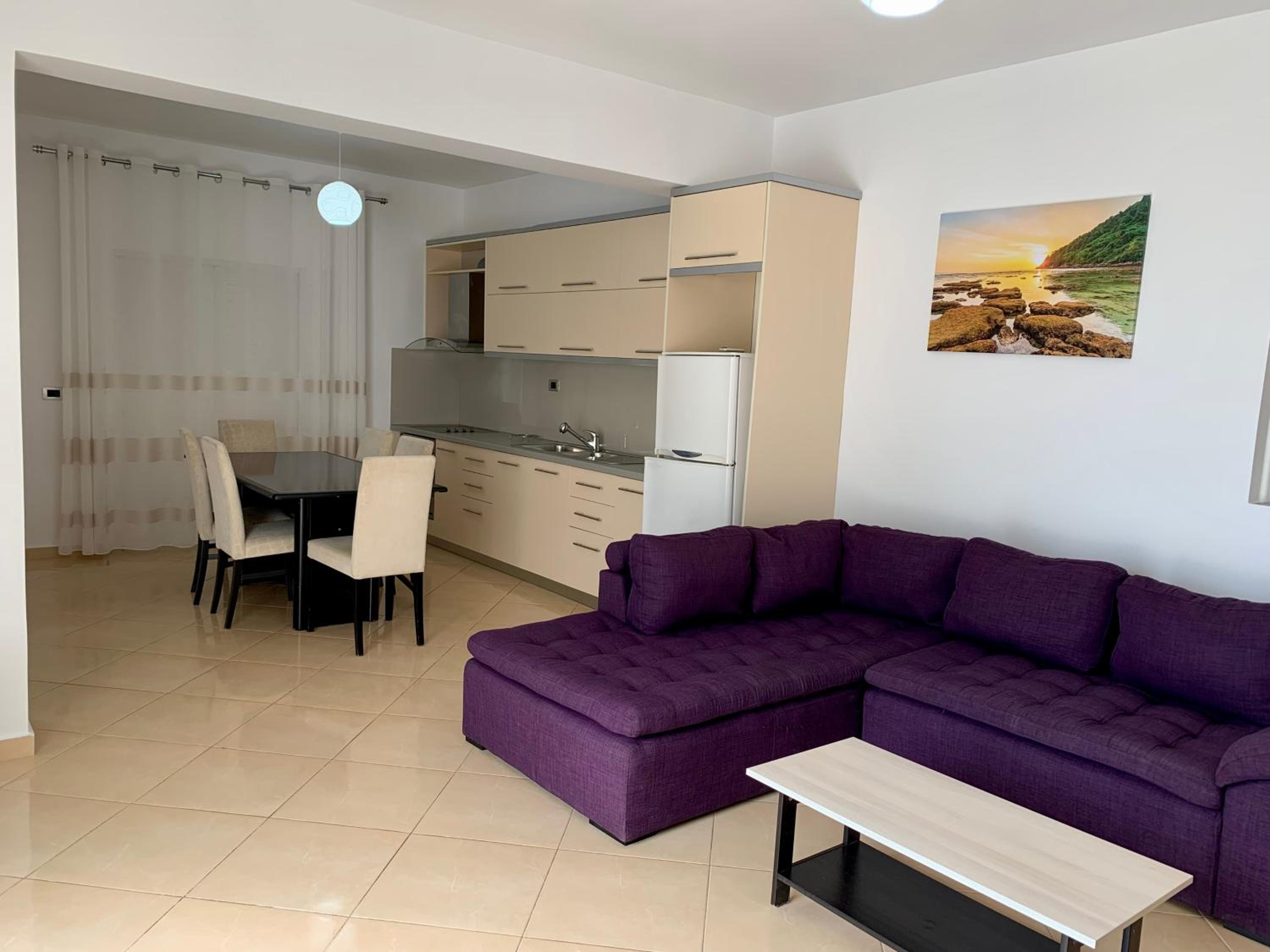 Bardhi Apts