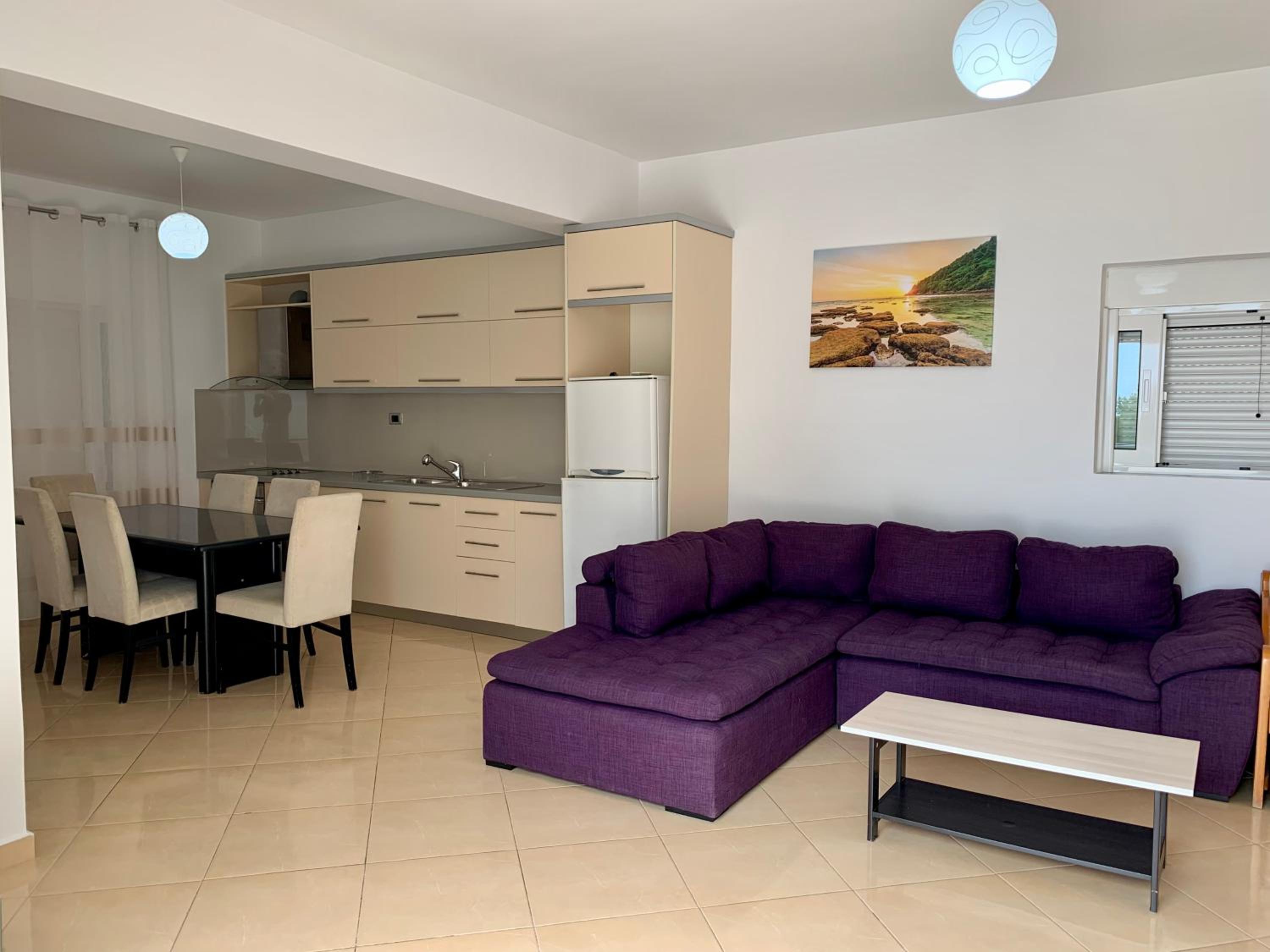 Bardhi Apts