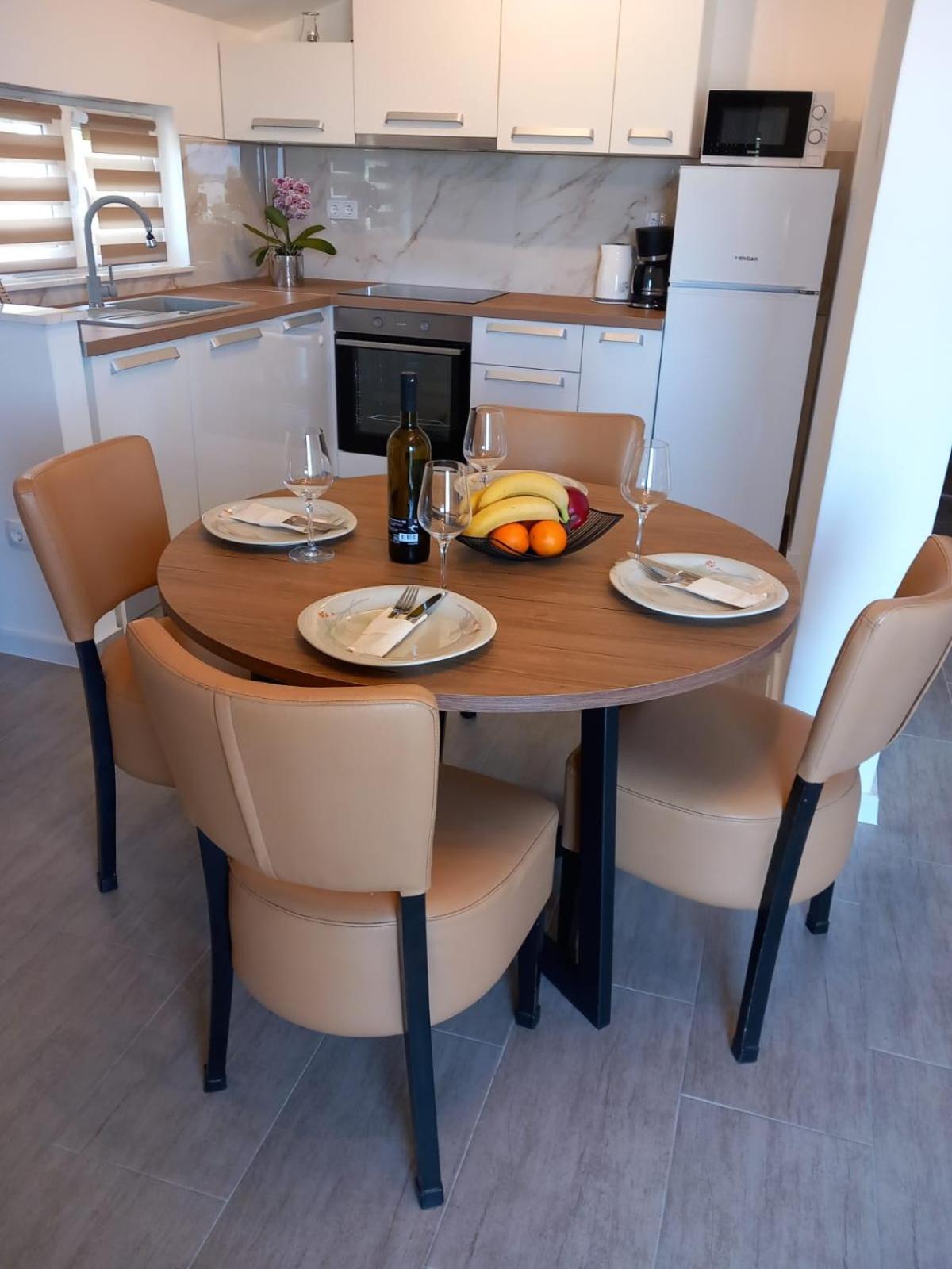 Apartmani Krpeta