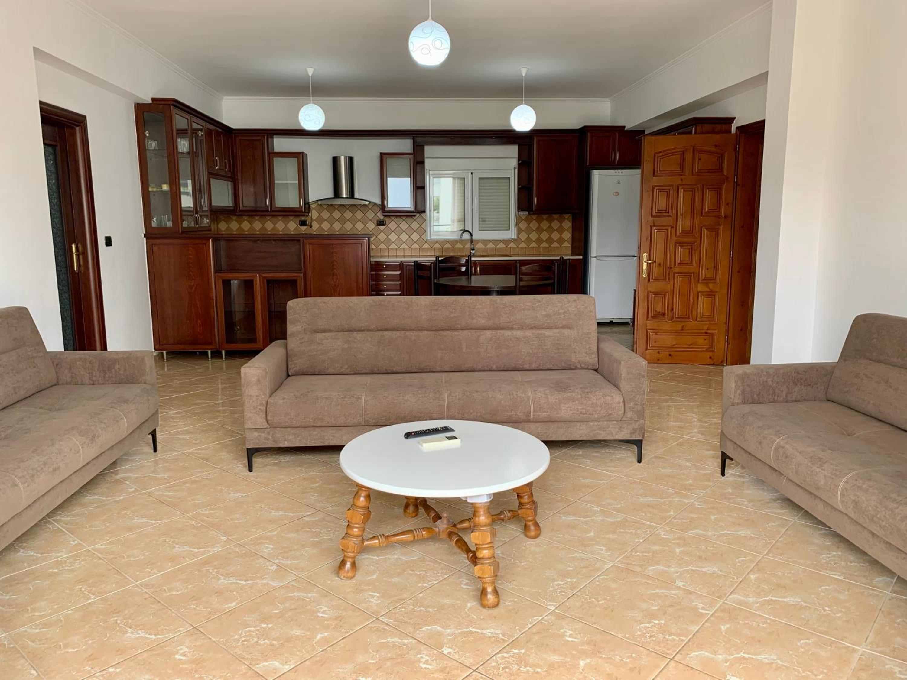 Bardhi Apts