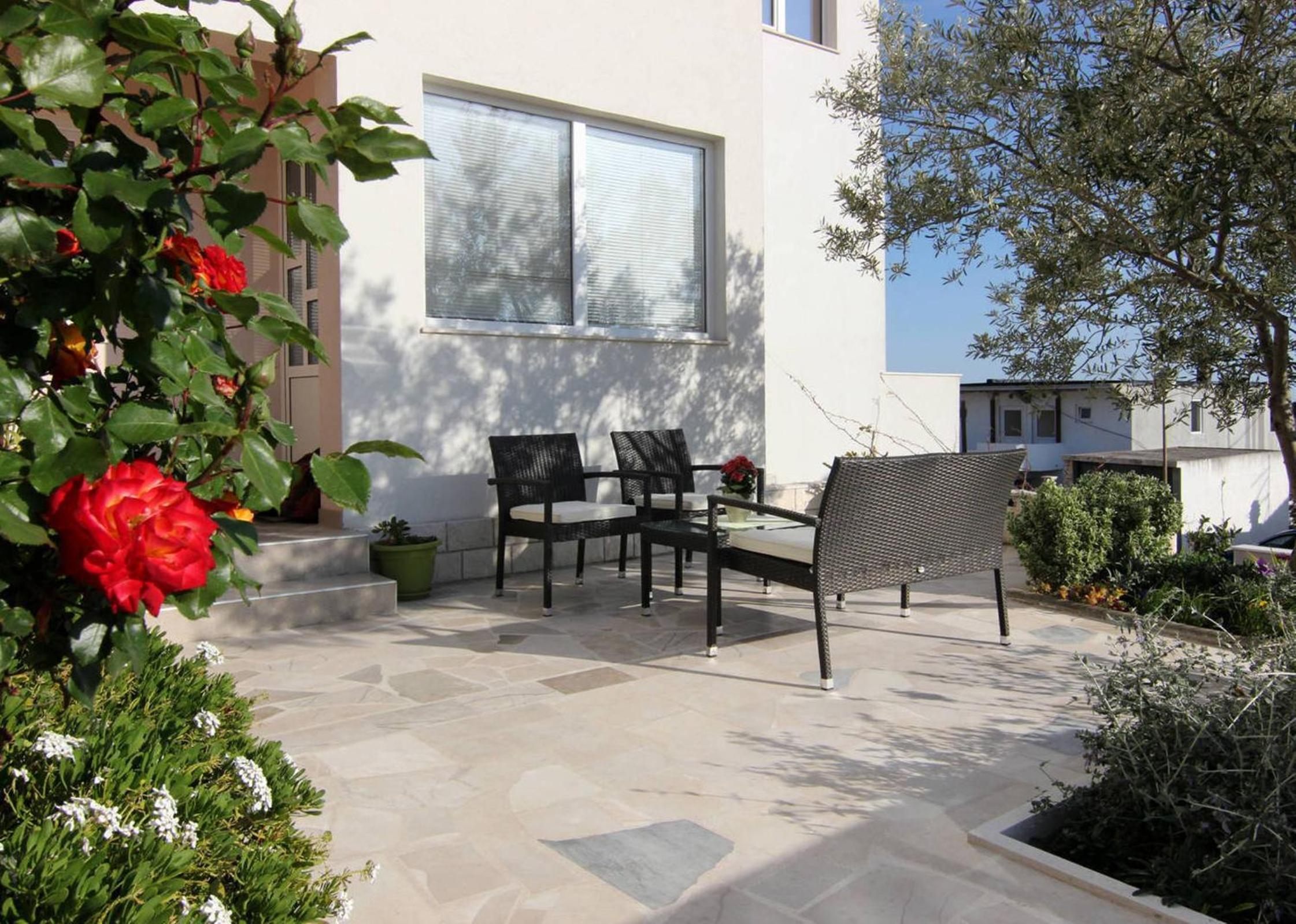Apartments Pera