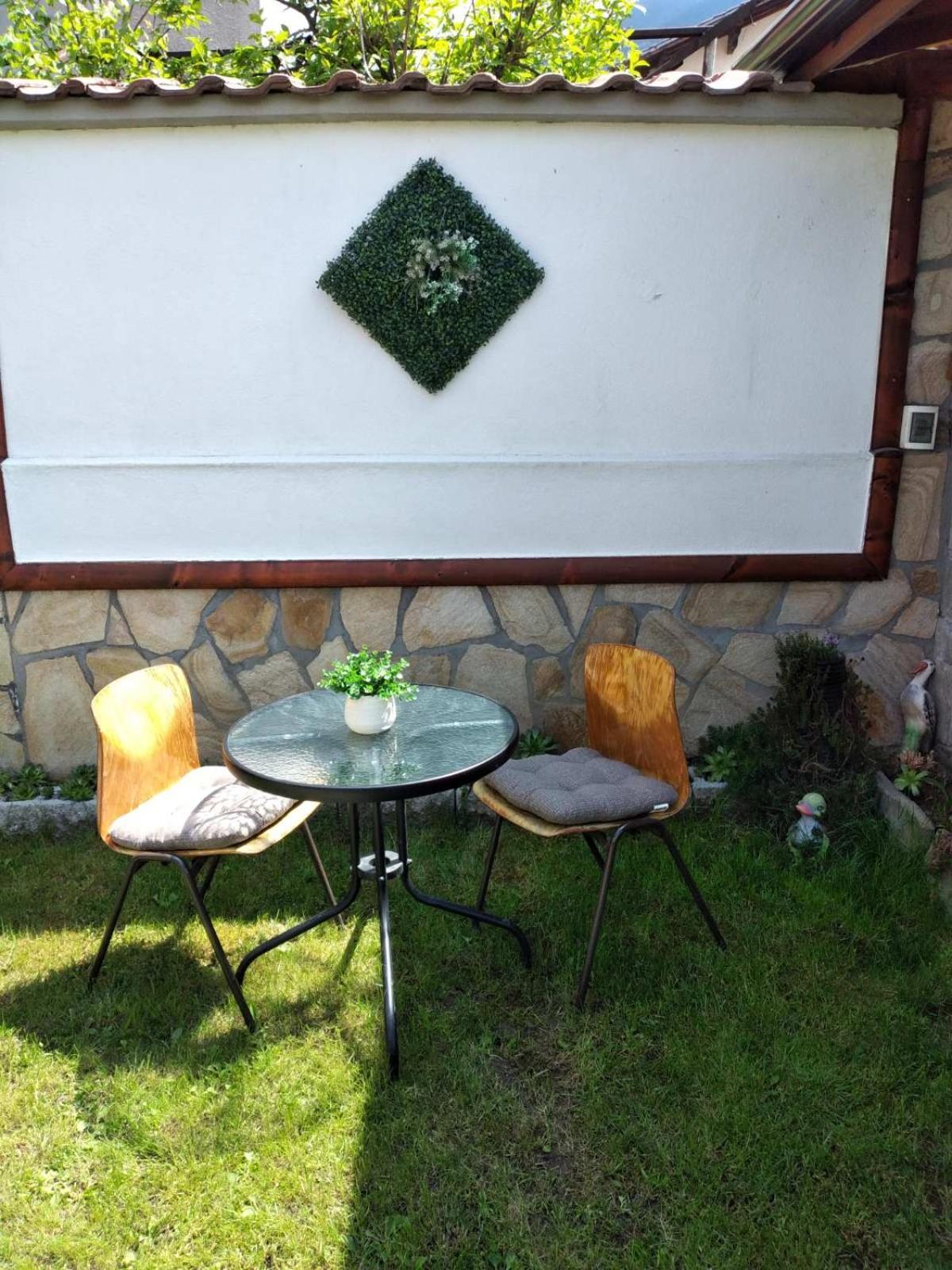 Holiday guest house KEMO