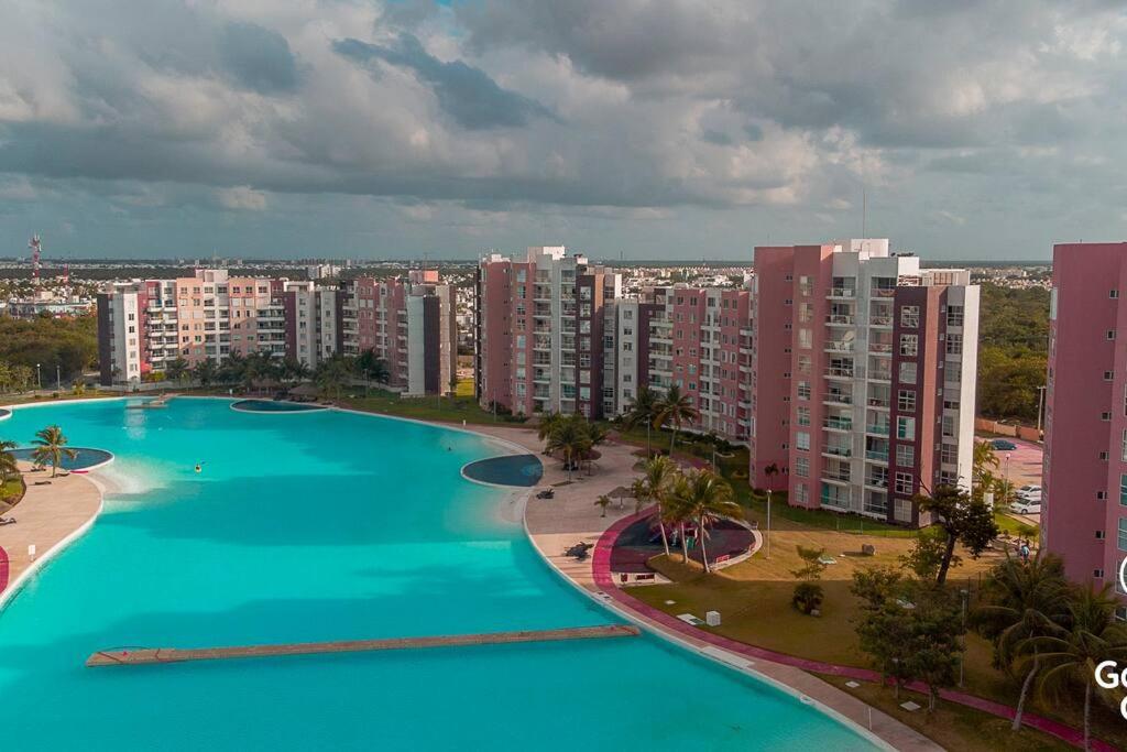 DR02 Departamento Moderno con Vista a la Laguna en Dream Lagoons