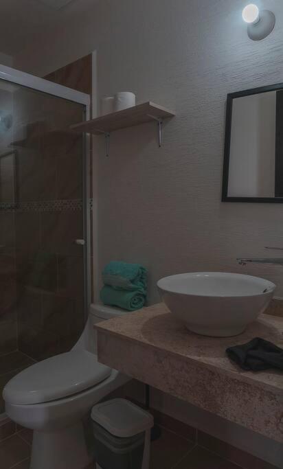 DR02 Departamento Moderno con Vista a la Laguna en Dream Lagoons