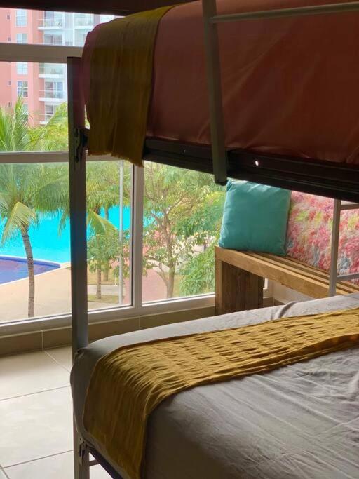 DR02 Departamento Moderno con Vista a la Laguna en Dream Lagoons