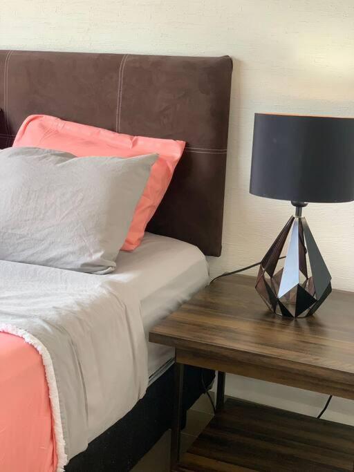 DR02 Departamento Moderno con Vista a la Laguna en Dream Lagoons
