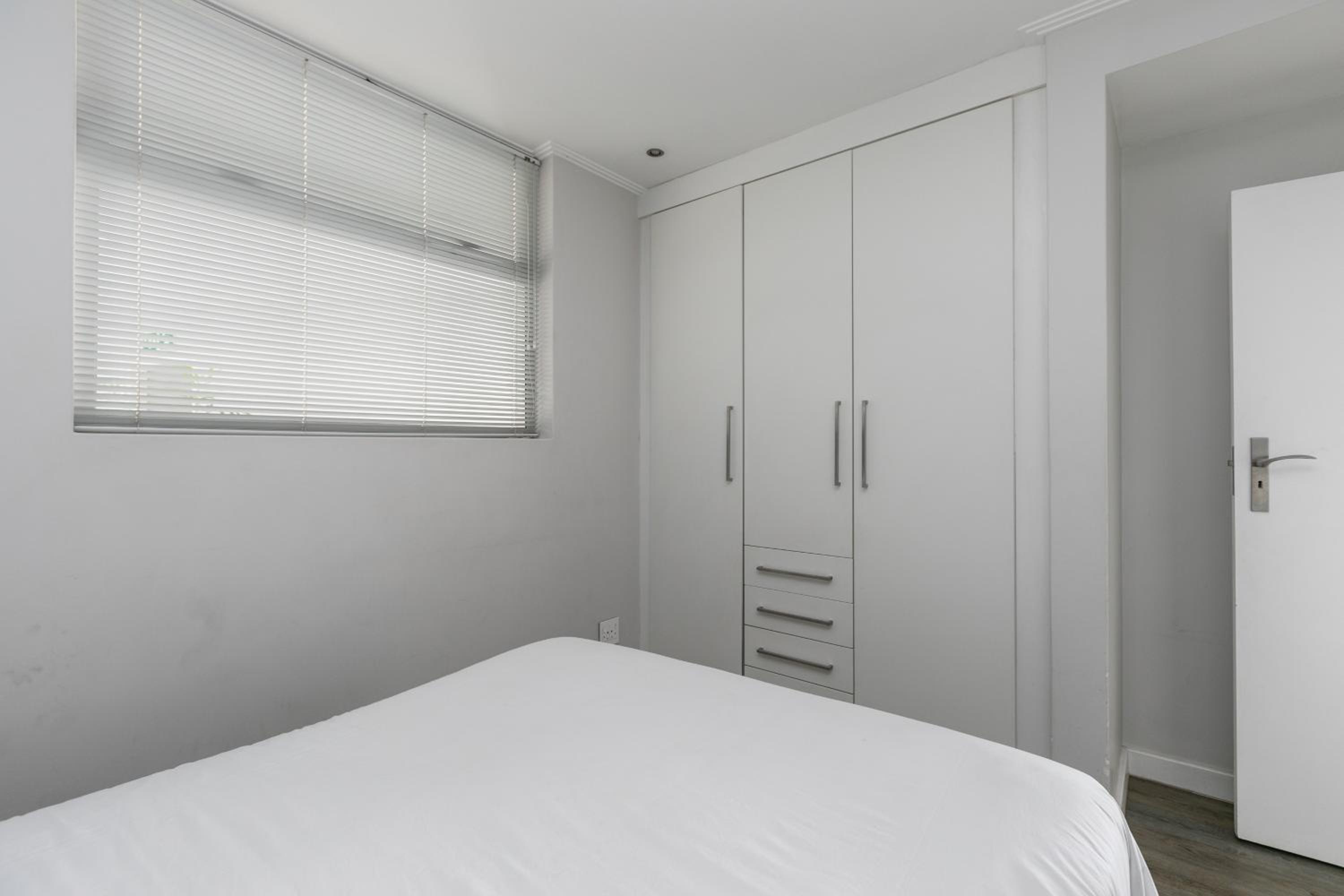 KMG Apartments at The Apex