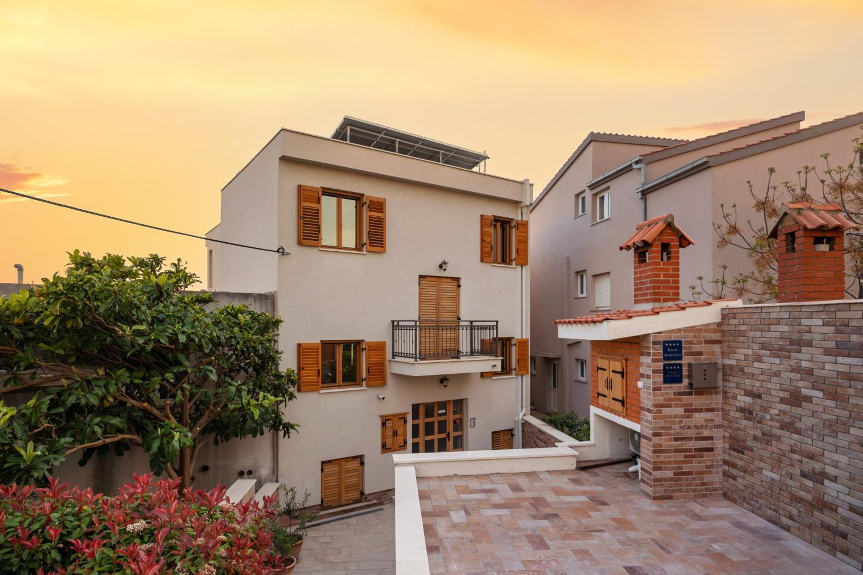 Apartments Lea