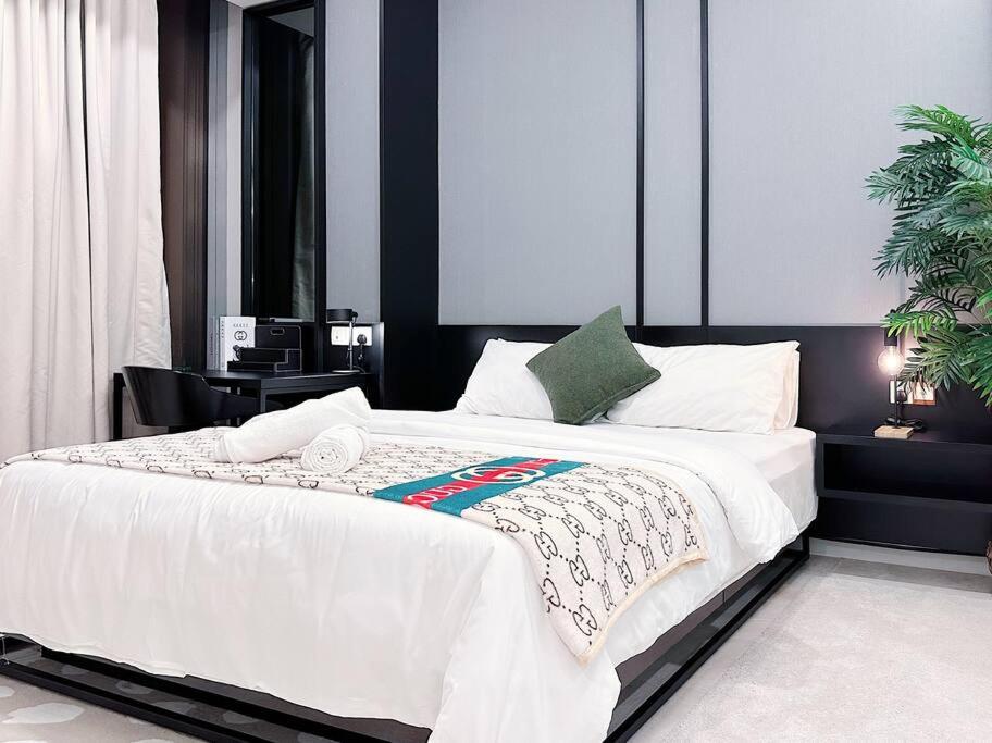 Tropicana The Residence Onebedroom suite by VVHOMESTAY