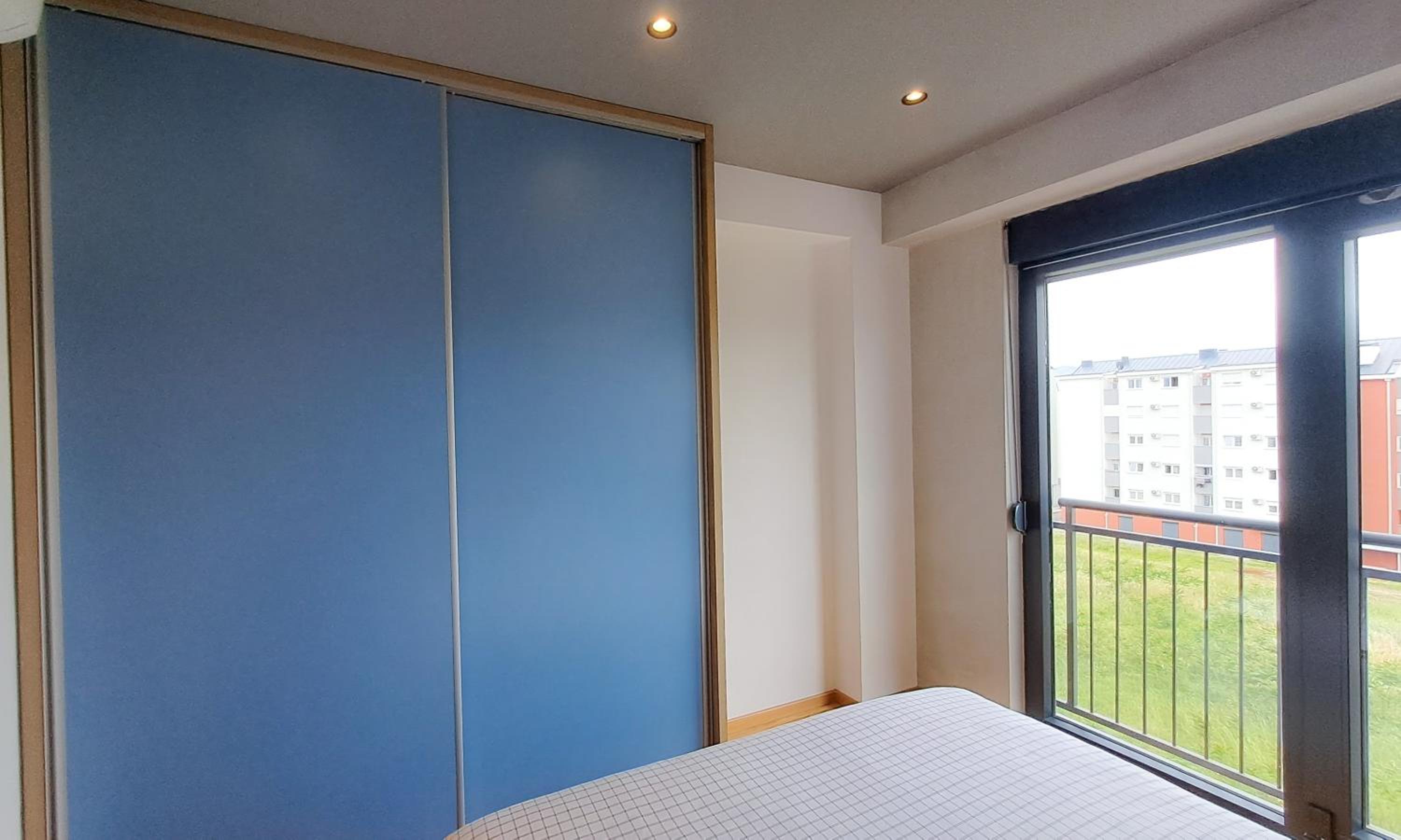 Stylish One Bedroom Apartment view 3
