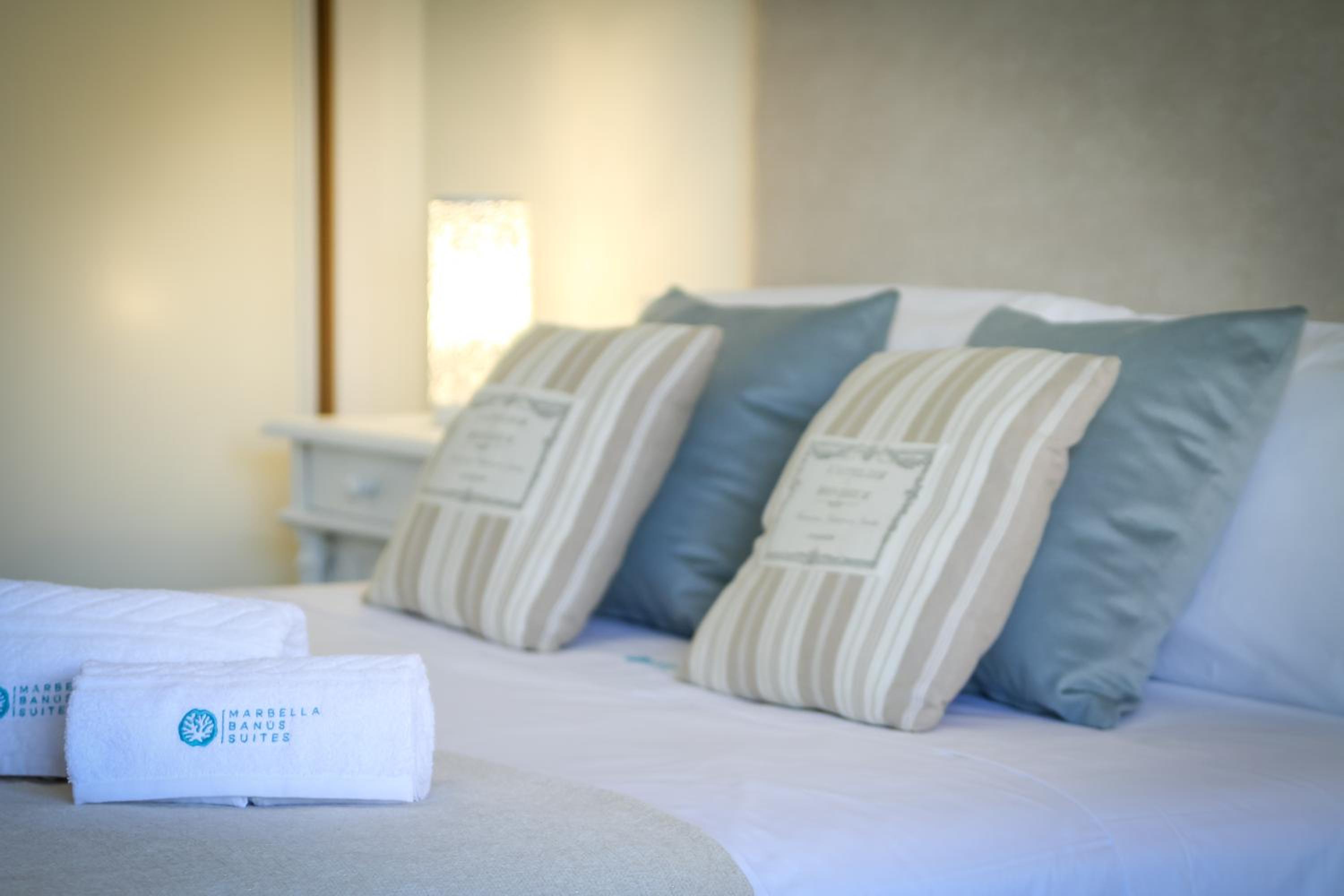 MARBELLA BANUS SUITES - Banus Playa Rocio Beachfront Complex