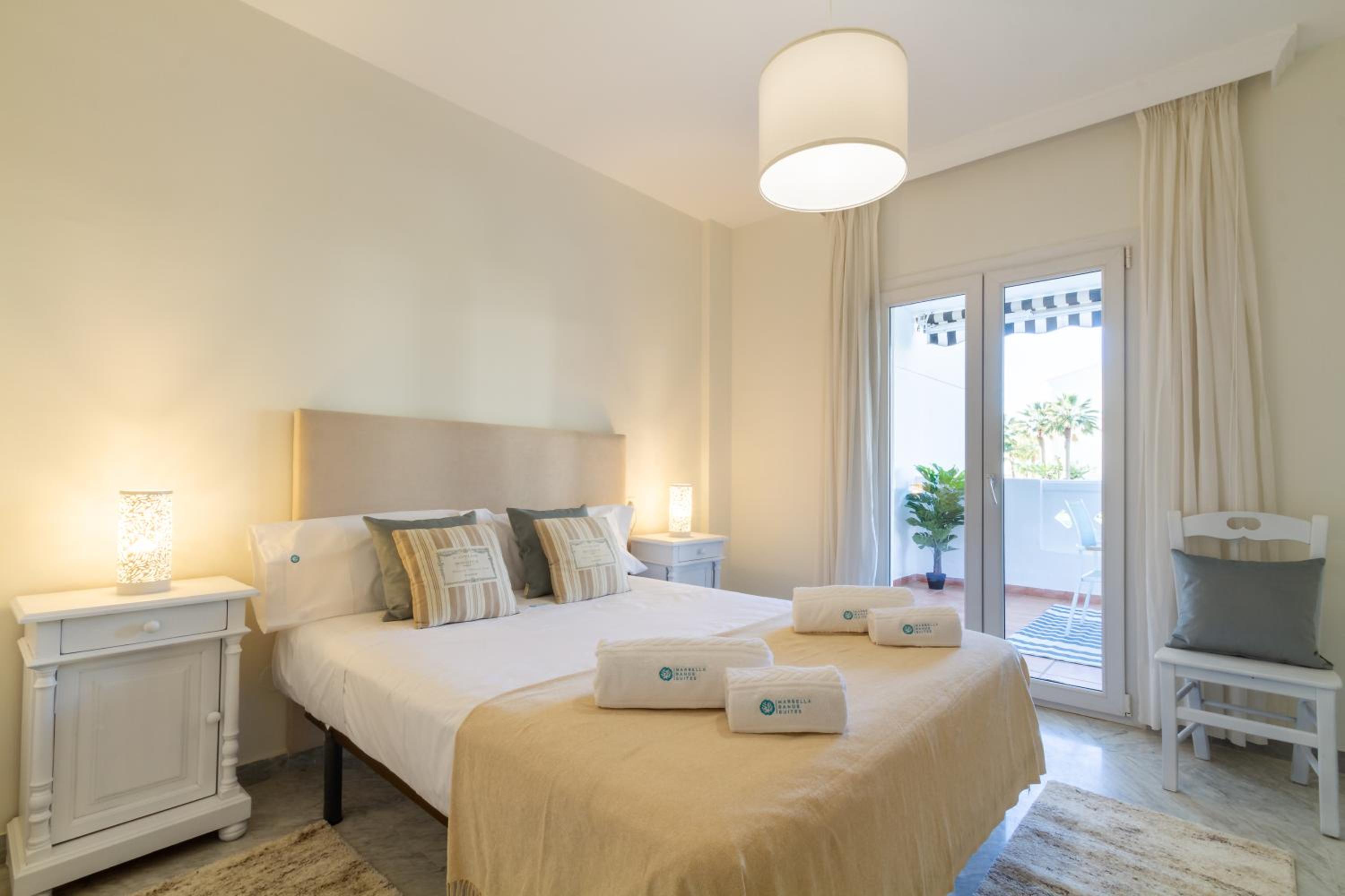MARBELLA BANUS SUITES - Banus Playa Rocio Beachfront Complex