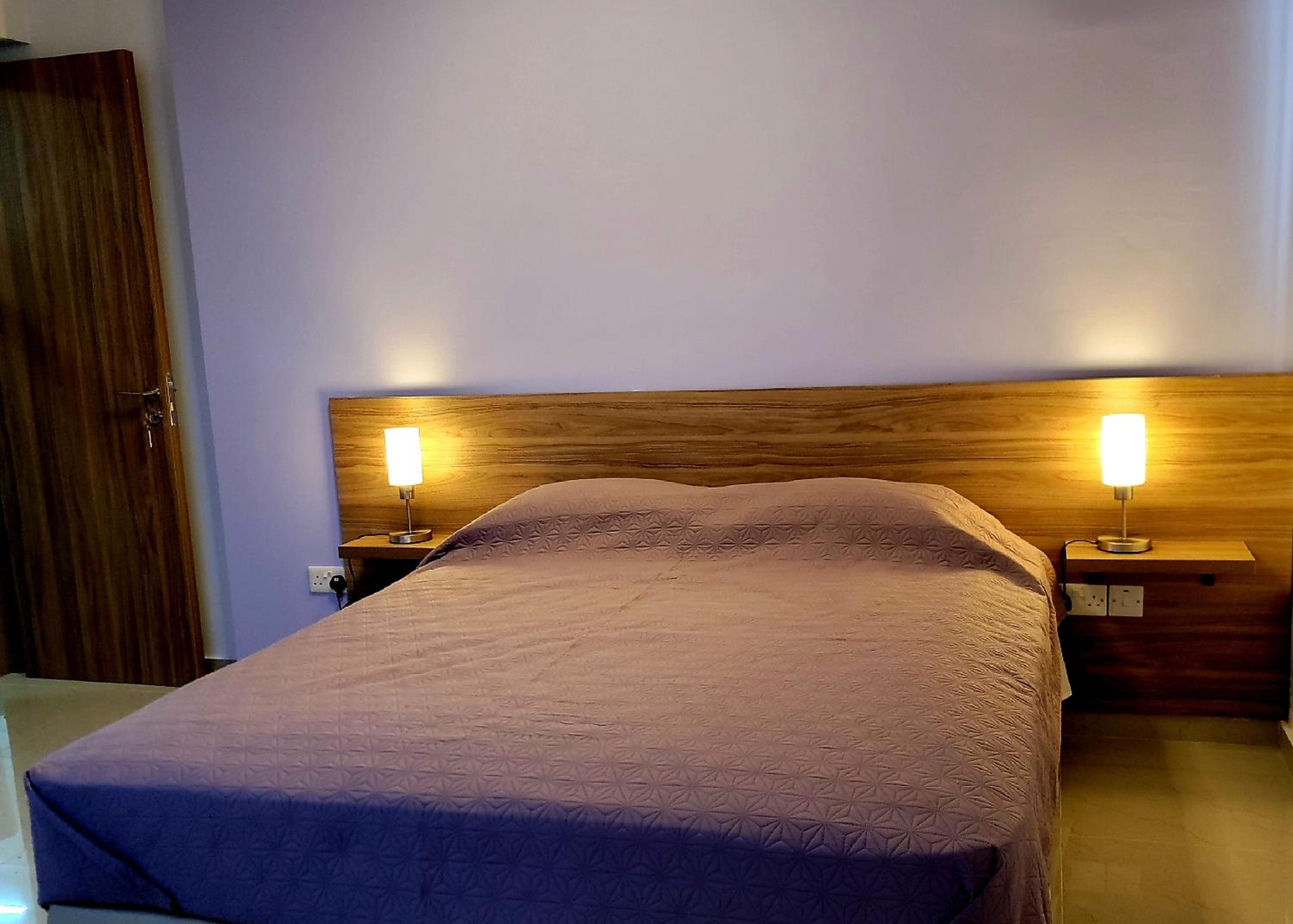 Palm Sea Suite 17