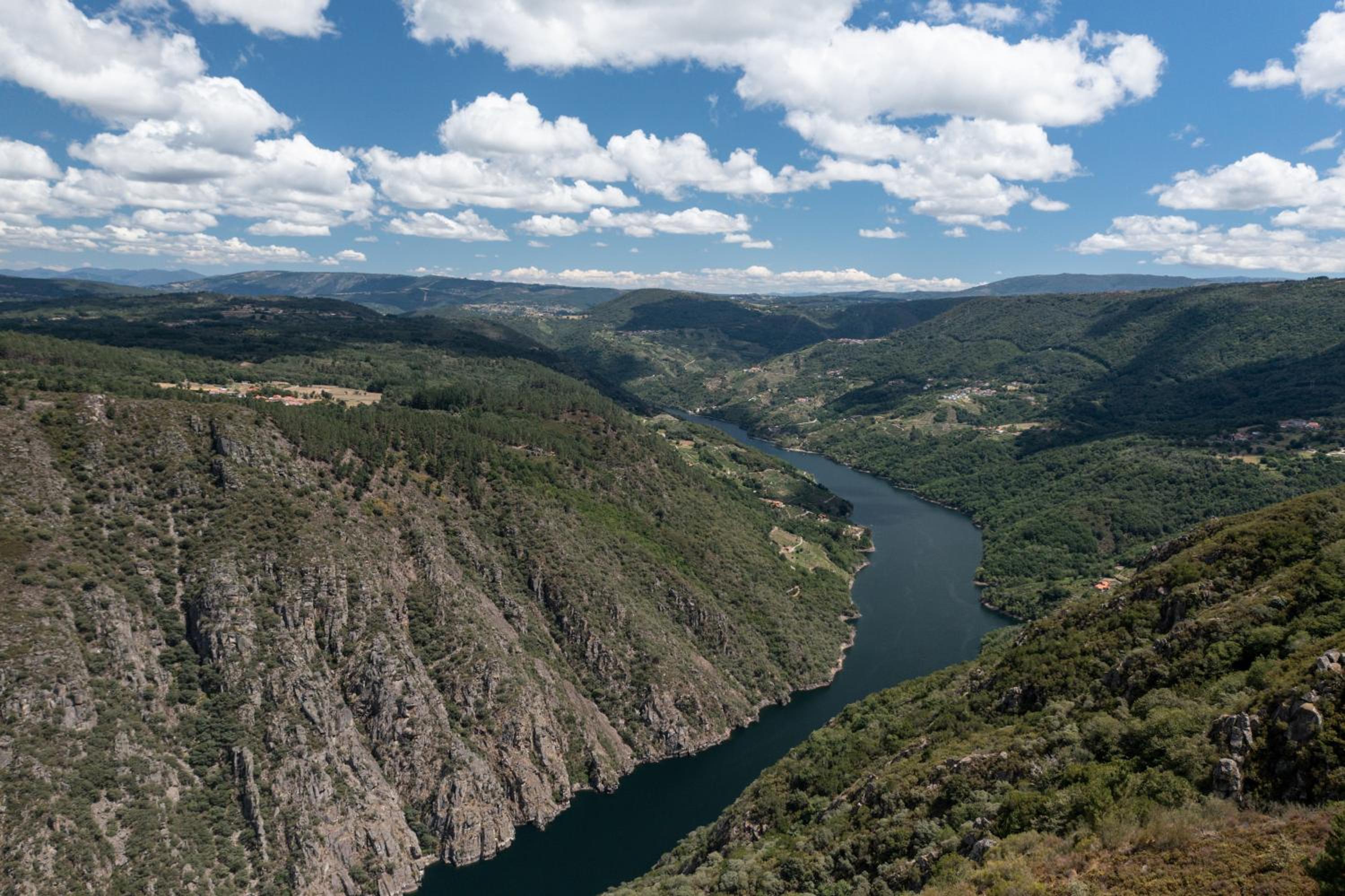 Alojamiento Turístico Caxide Parada de Sil Ribeira Sacra