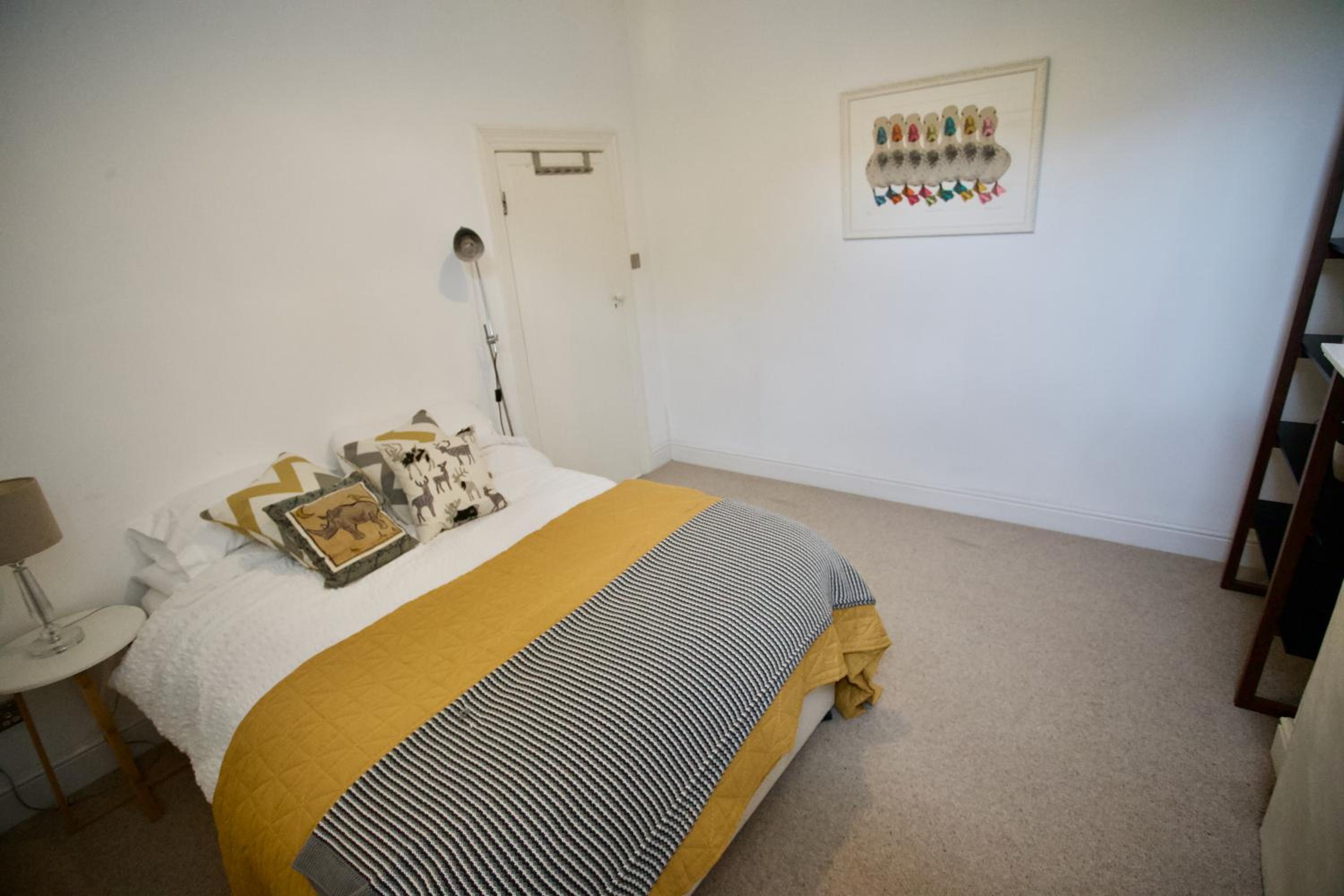 Stunning London NW2 flat - Great Location!