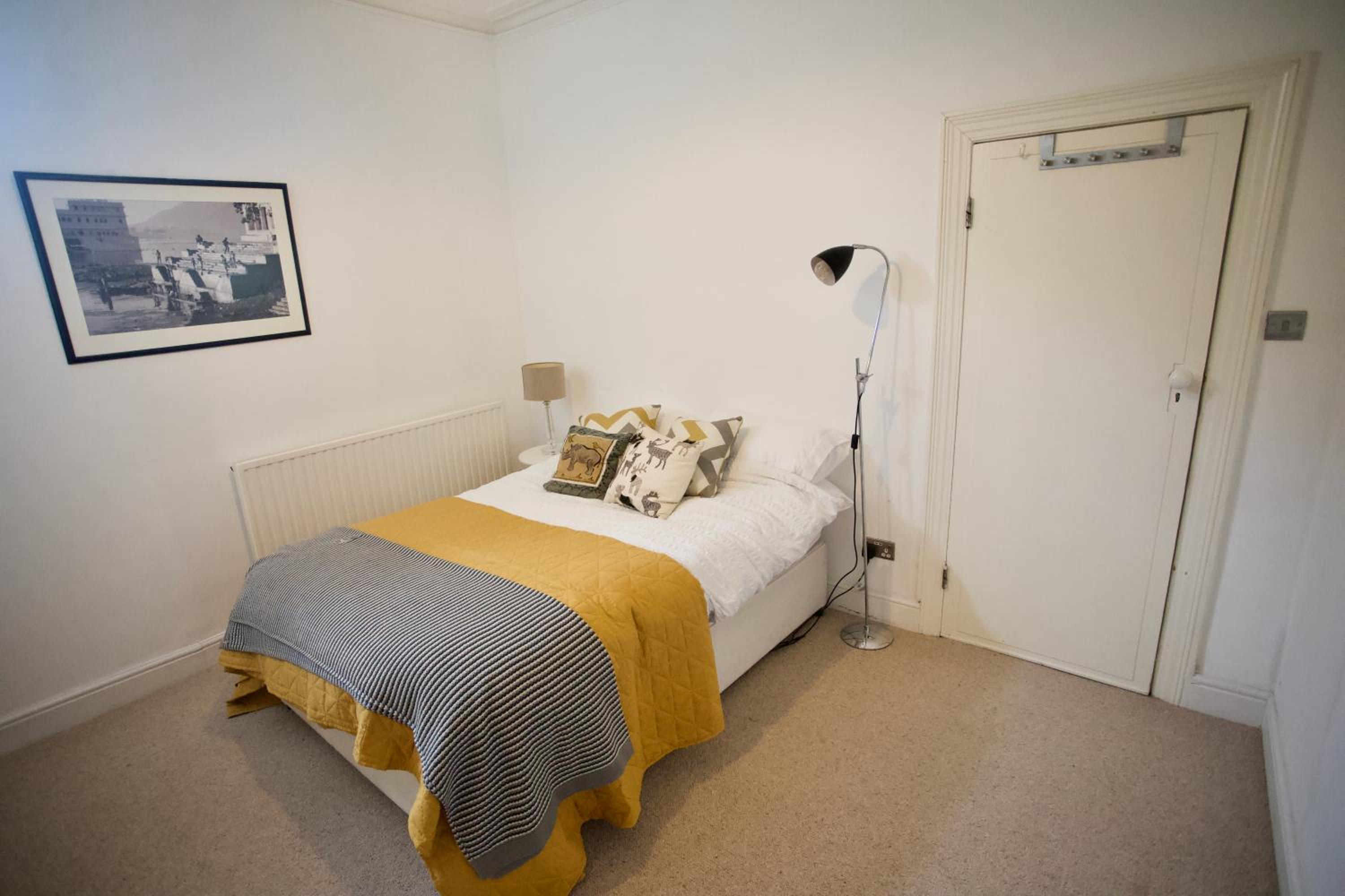 Stunning London NW2 flat - Great Location!