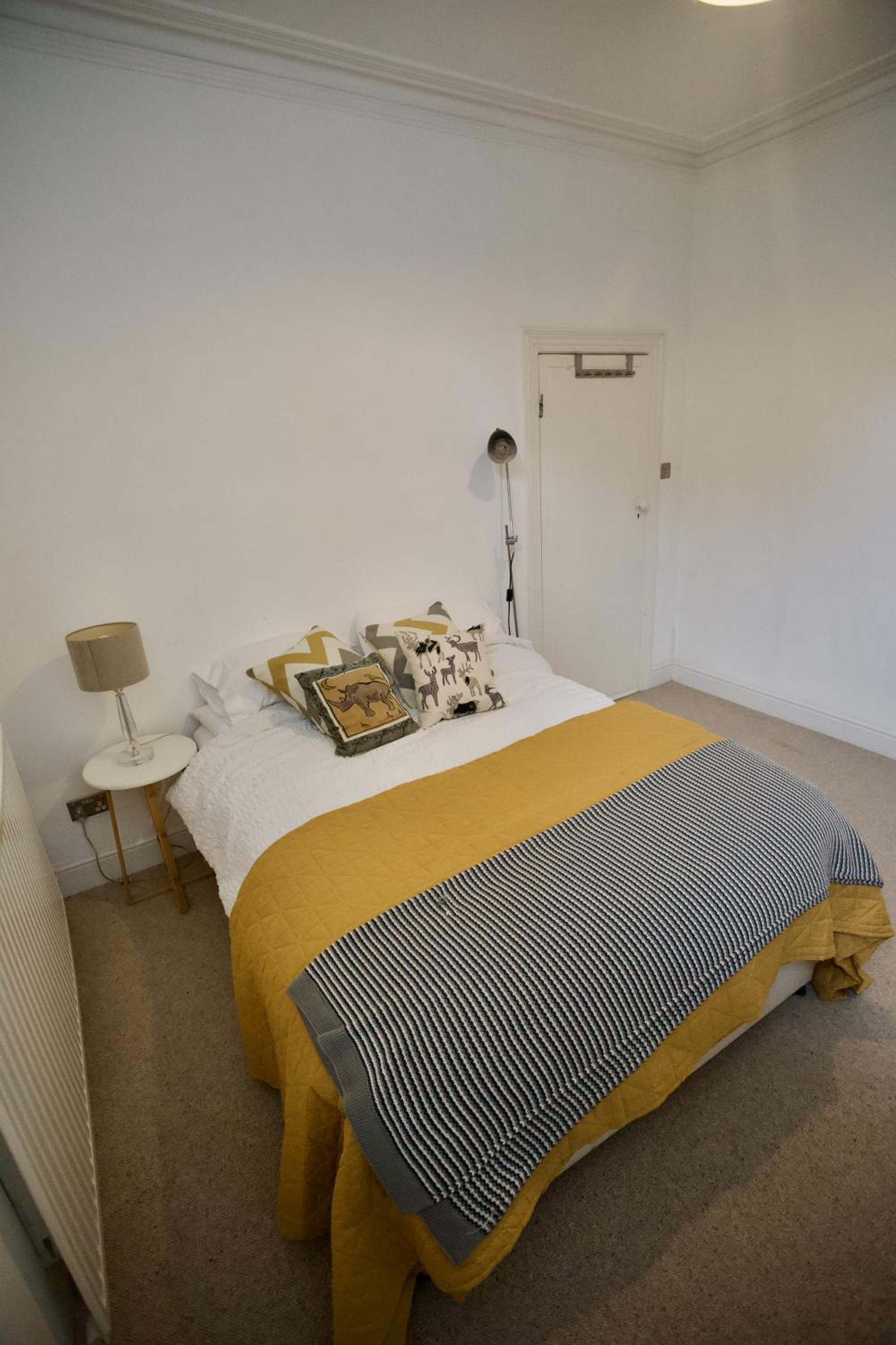 Stunning London NW2 flat - Great Location!