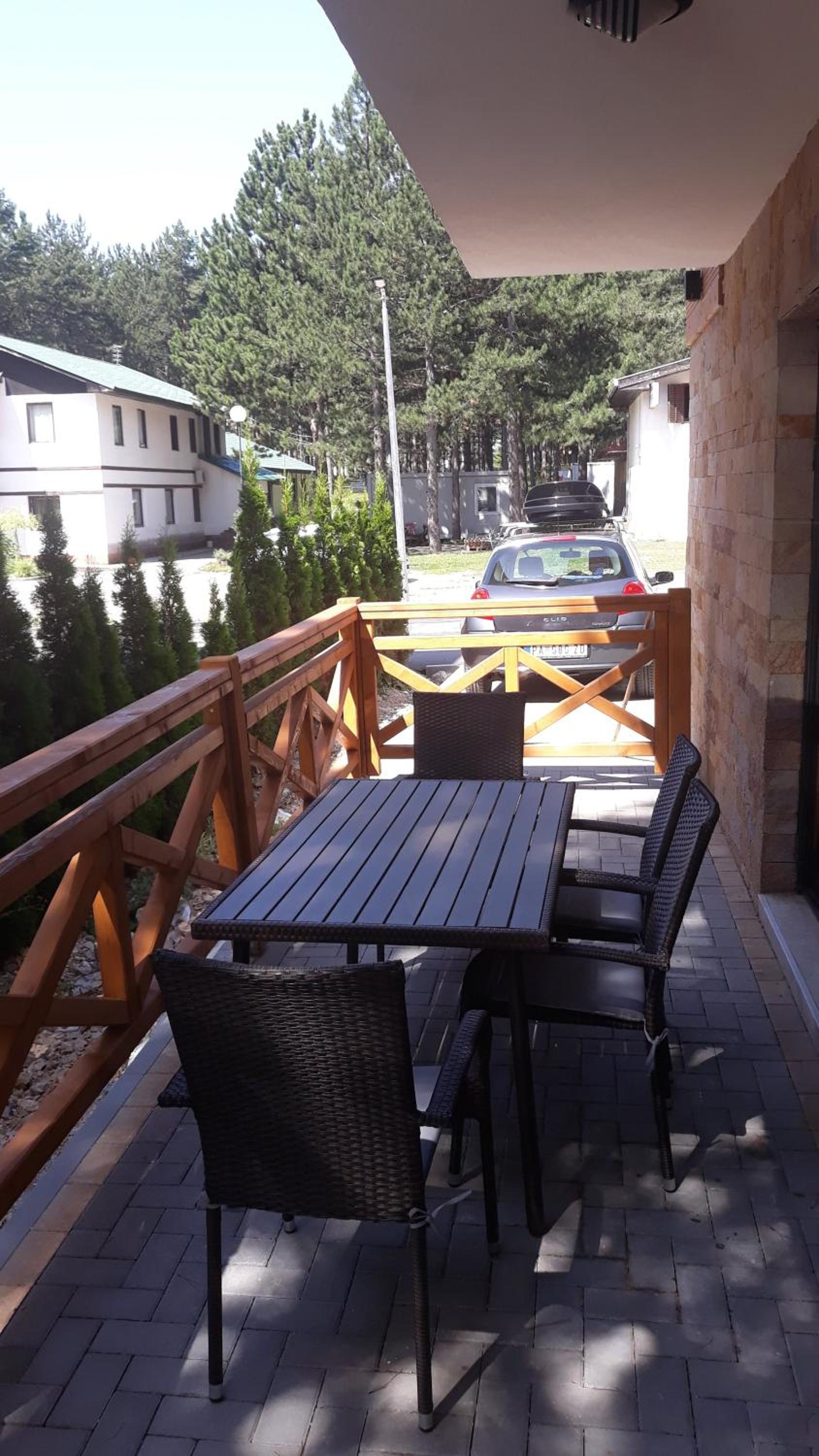 Apartman Giron