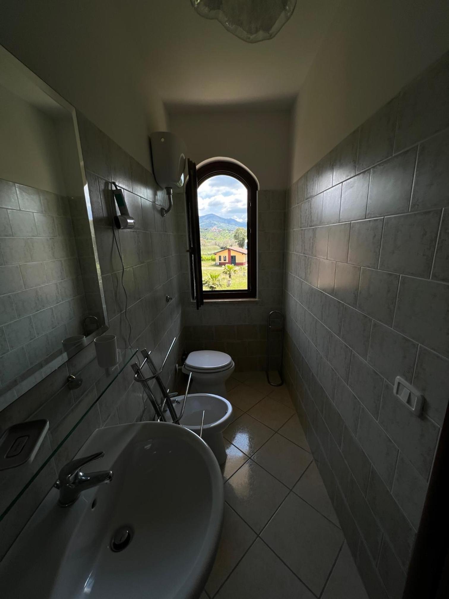 Photo 36