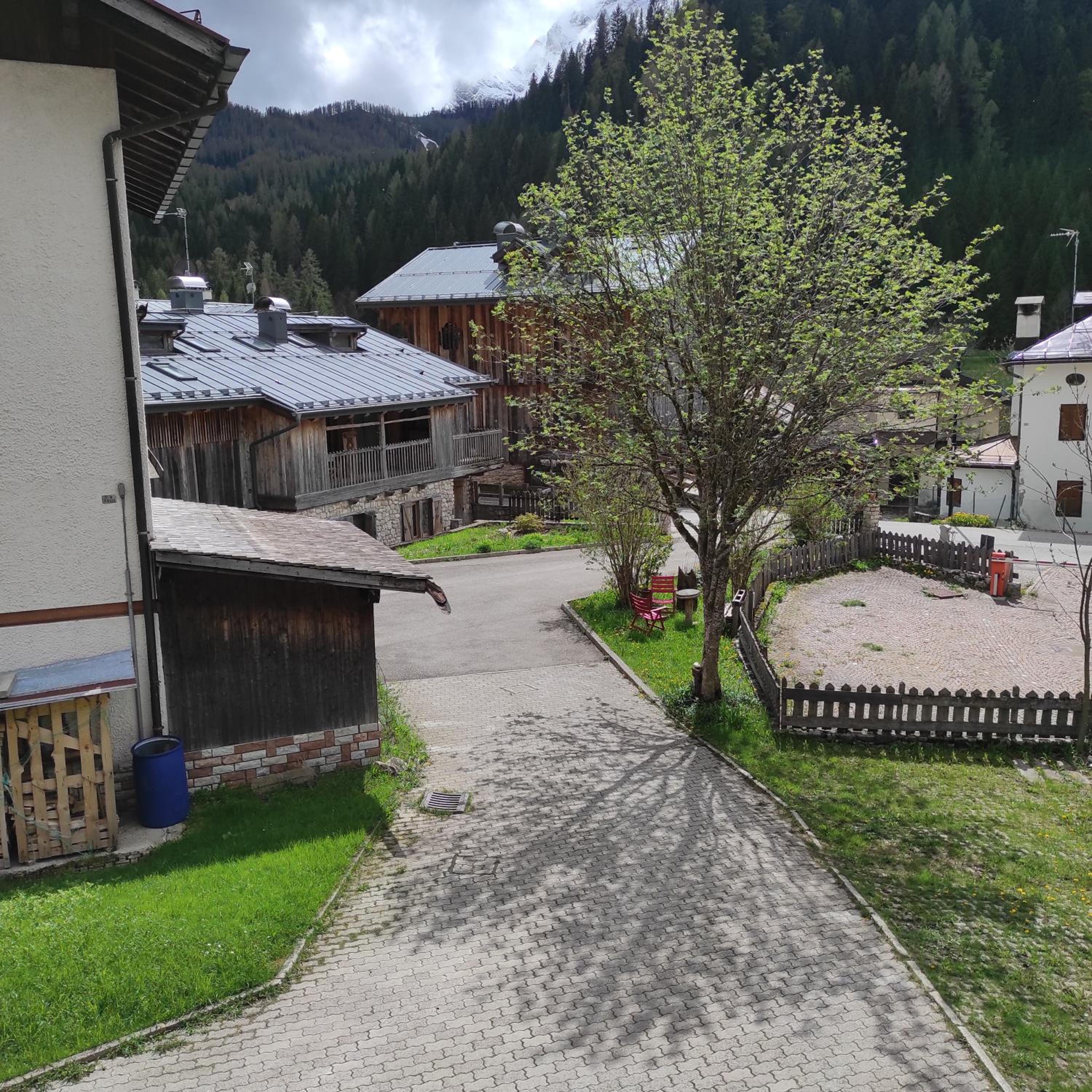 Casa San Valentino Dolomiti Val di Zoldo view 2
