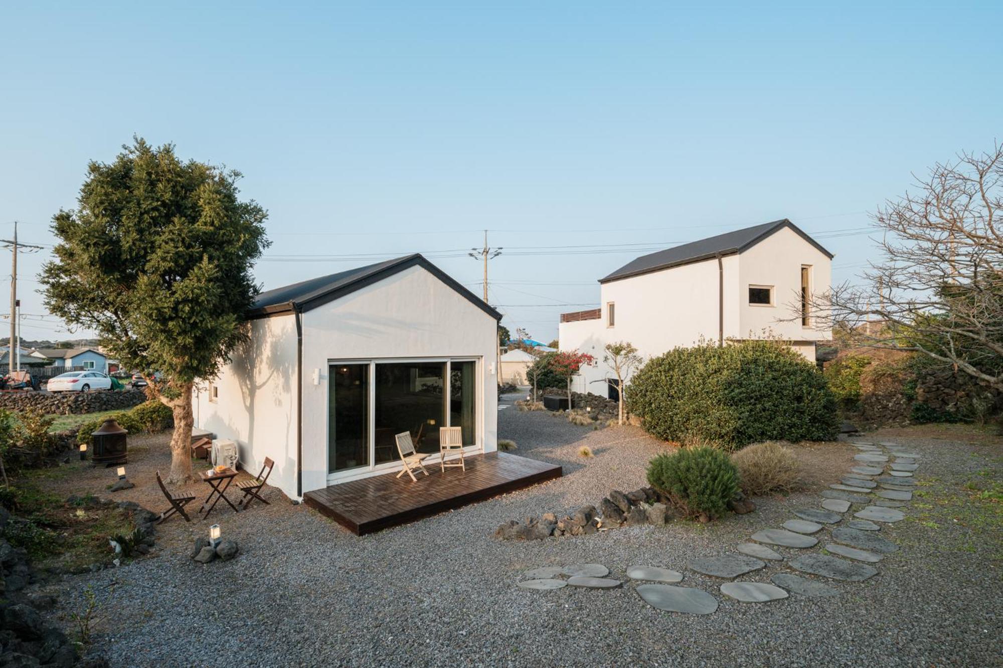 Day One Jeju Sulrem view 4