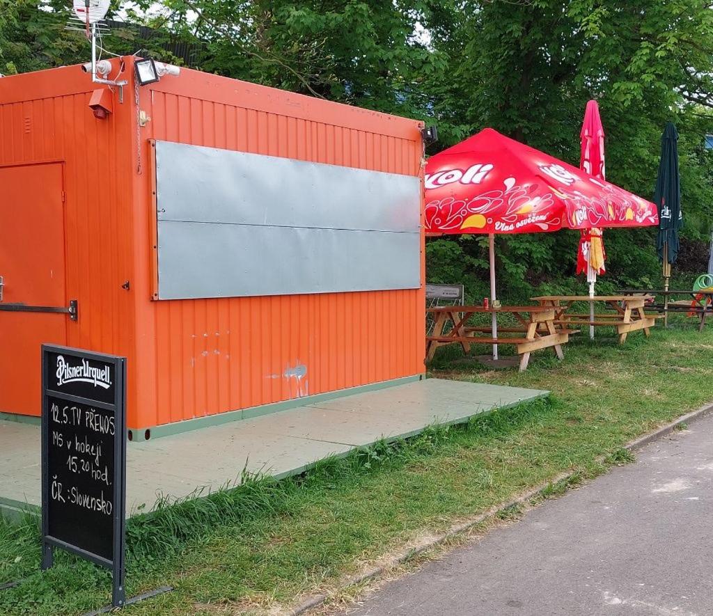 Zouw Hausboat Zakotven -pouze ubytovaní