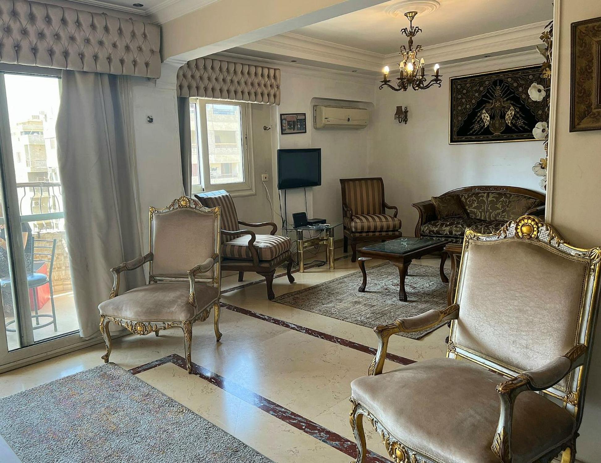 Shata Apartment - Families Only