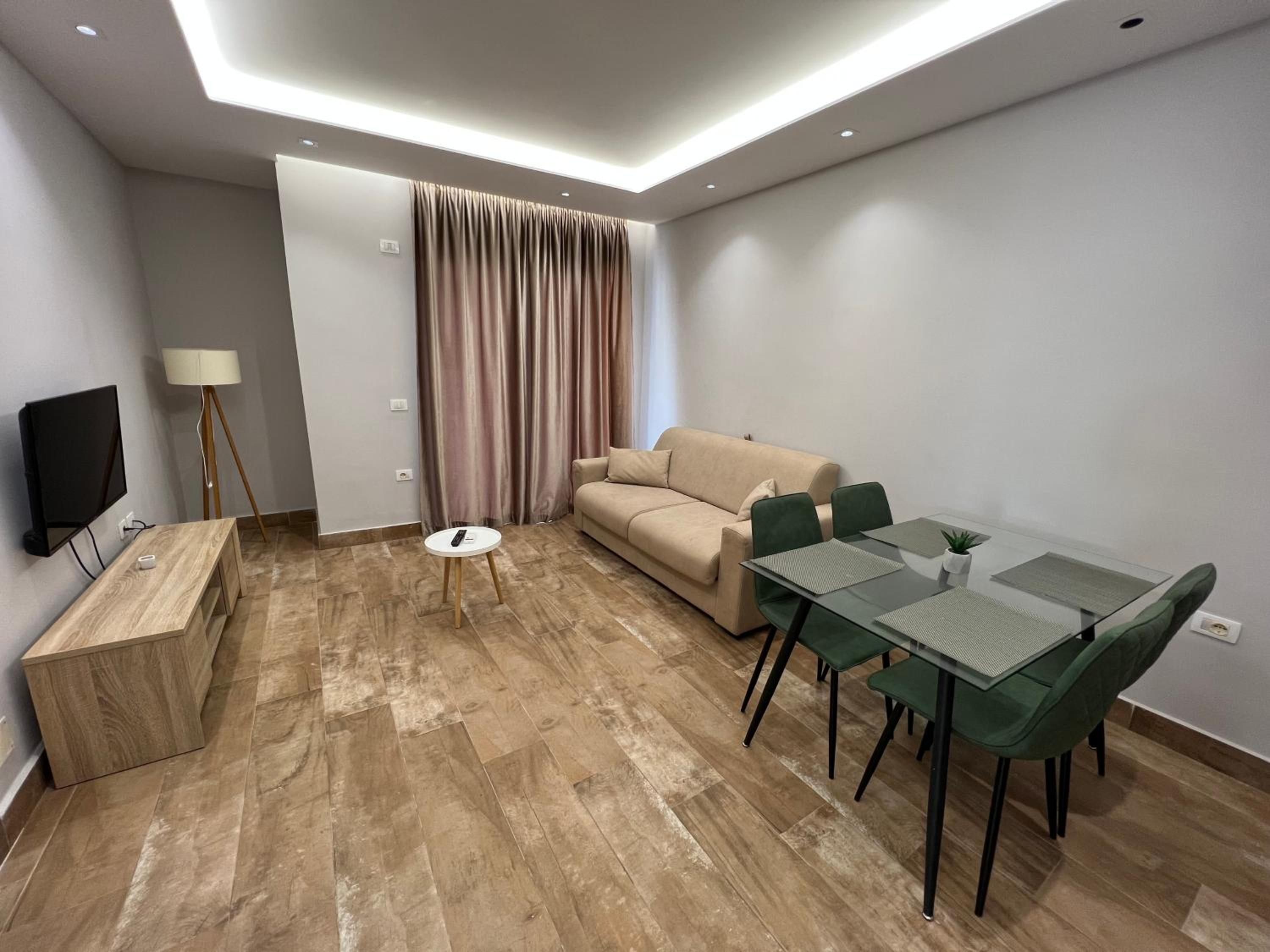 Armando Apartments