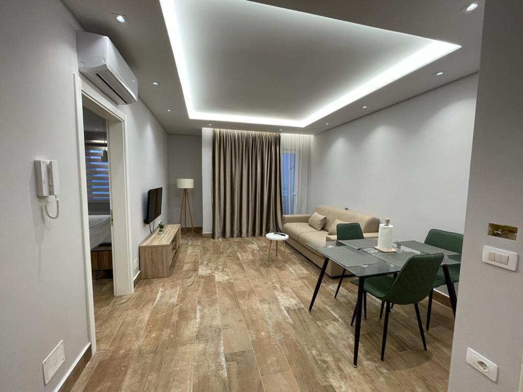 Armando Apartments