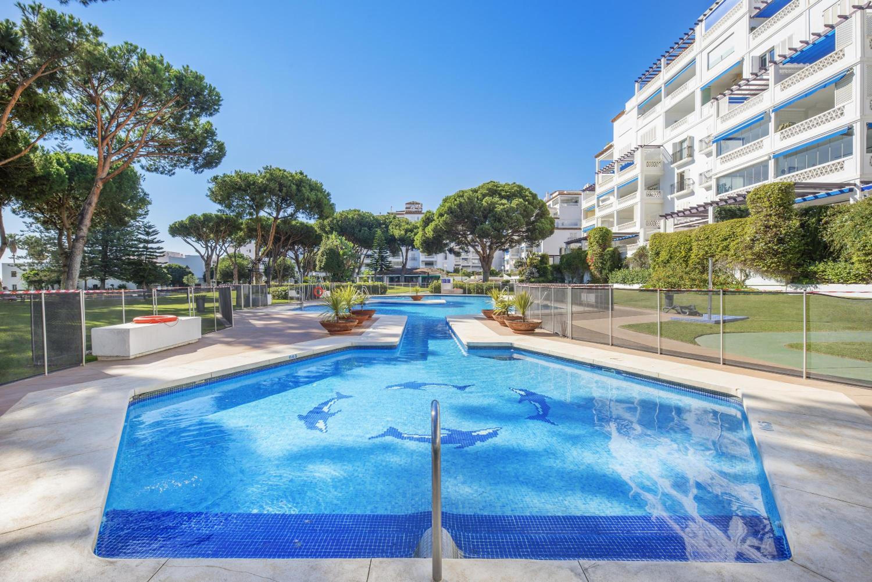 Beachside Puerto Banus Luxury Aprt3