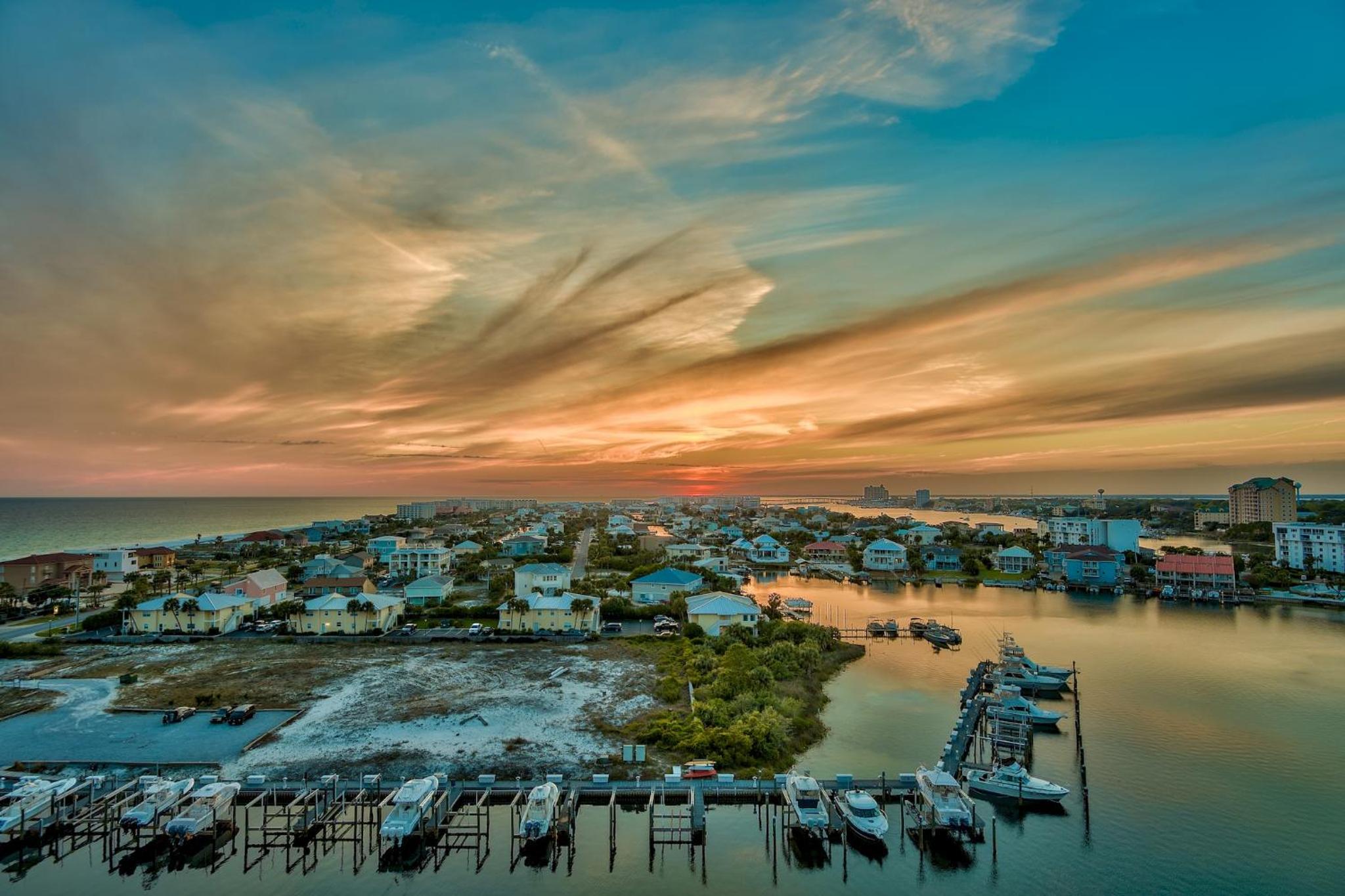 Harbor Landing 802B view 5